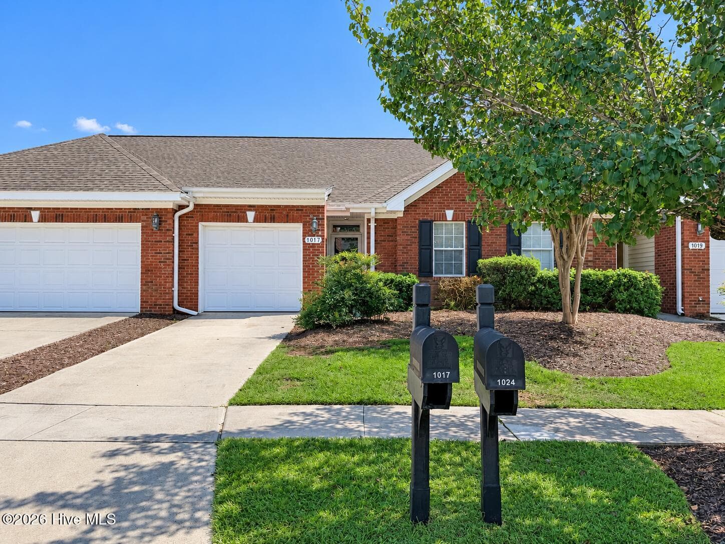 Townhouse at 1017 Avenshire Circle, Wilmington, NC 28412, photo 3 of 37