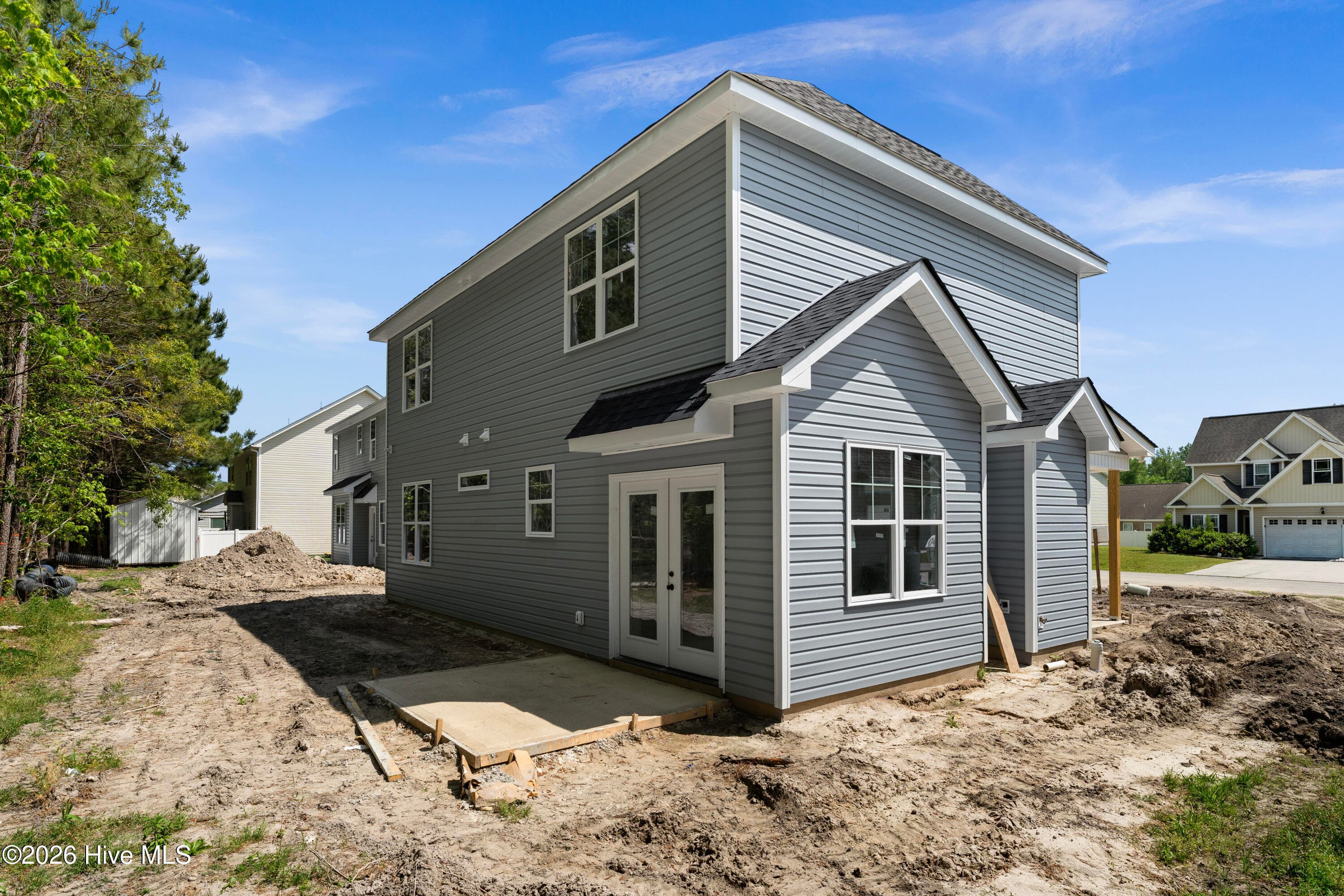 Single Family Residence at 431 Peregrine Ridge Drive, New Bern, NC 28560, photo 16 of 90