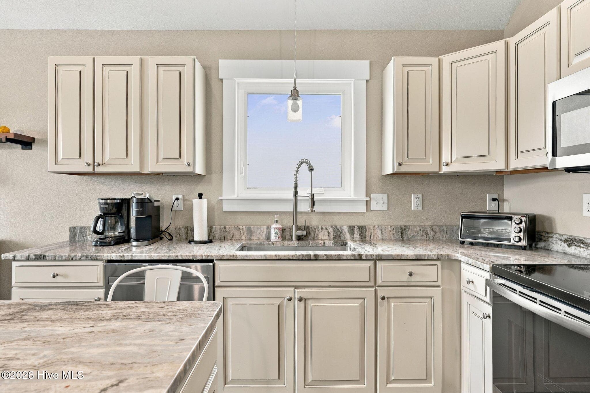Single Family Residence at 604 W 3rd Street, Kill Devil Hills, NC 27948, photo 14 of 42