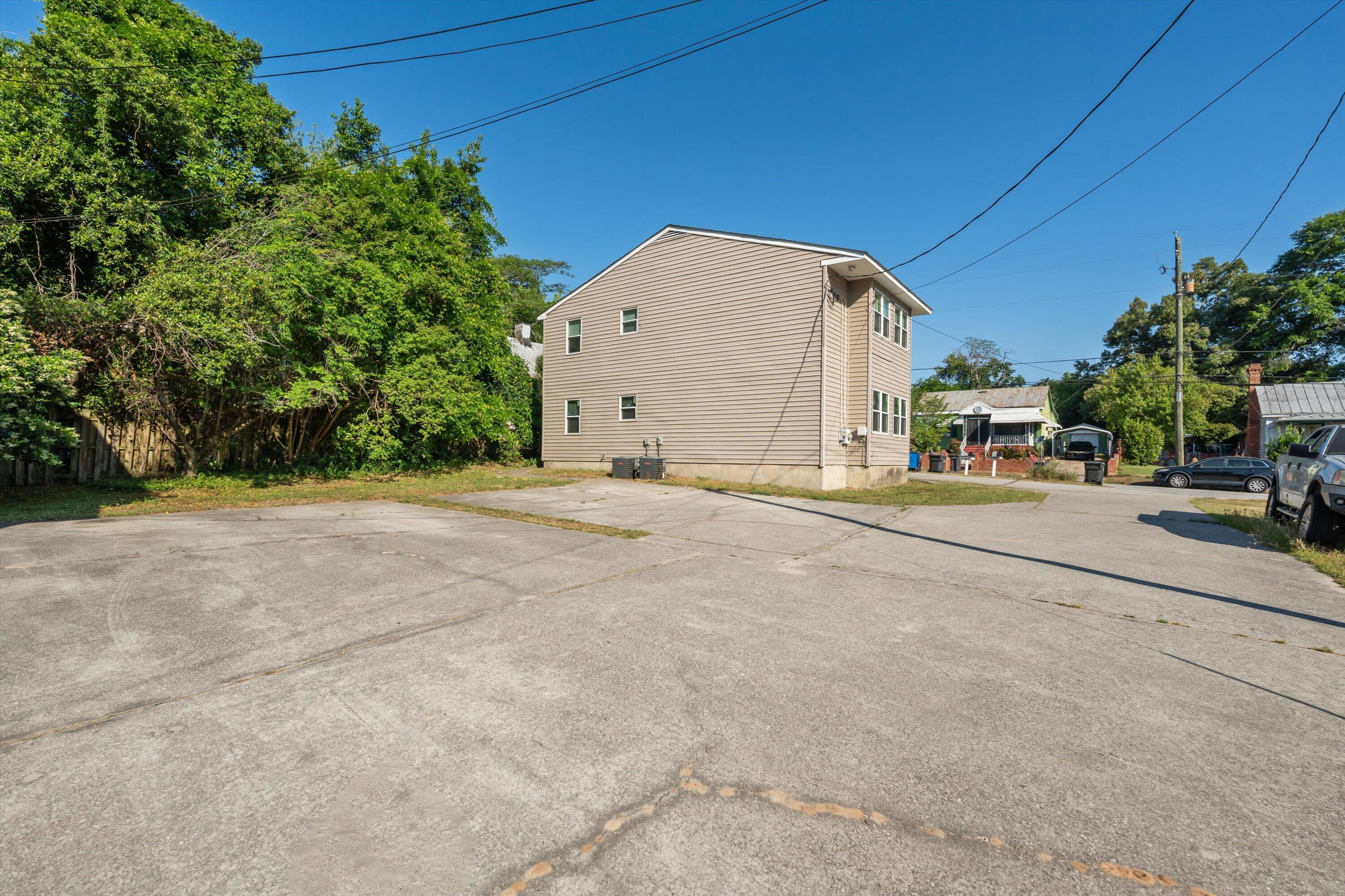 Duplex at 2048 Battle Row C, D, Augusta, GA 30904, photo 3 of 21