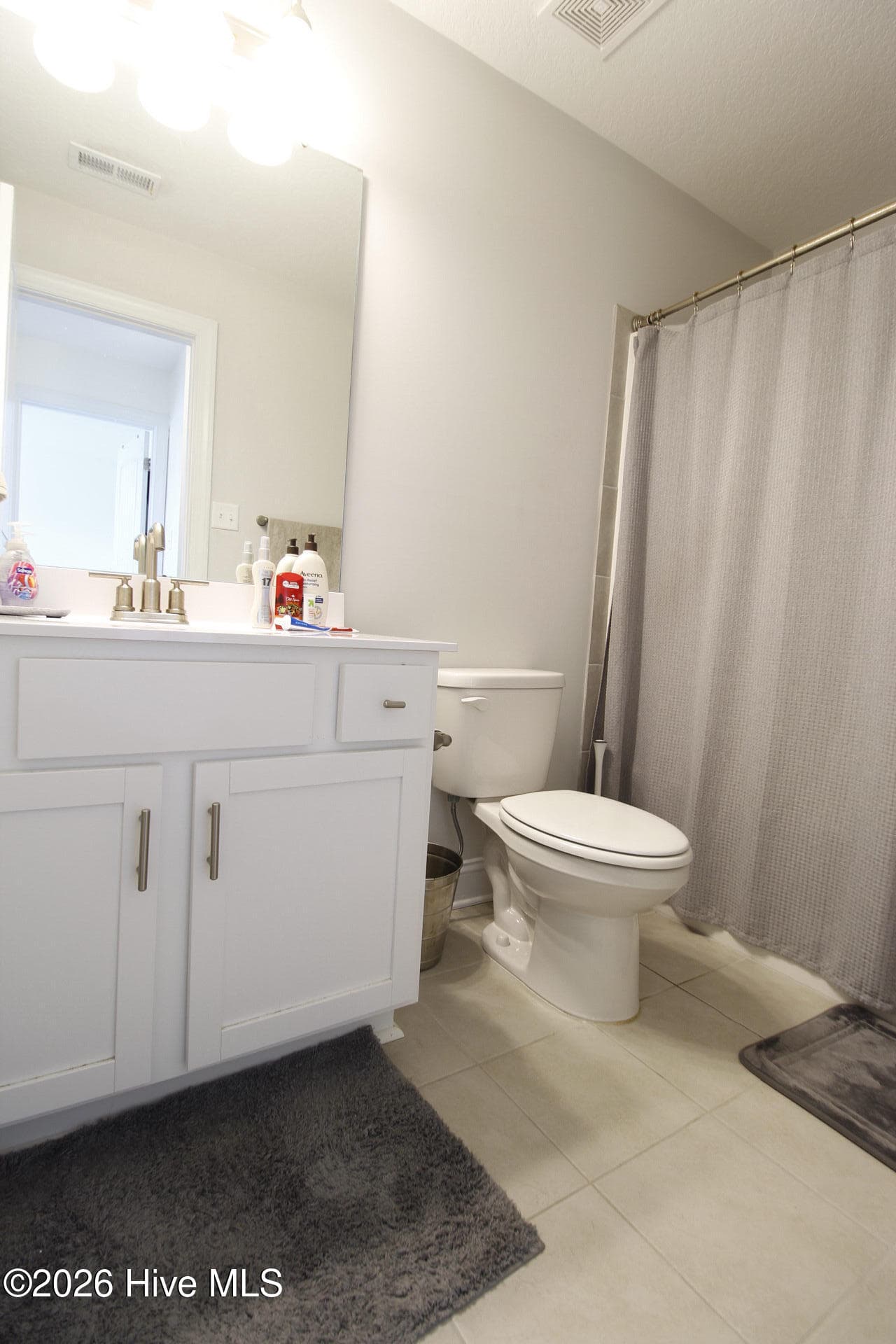 Single Family Residence at 404 Montgomery Drive, Jacksonville, NC 28546, photo 20 of 30