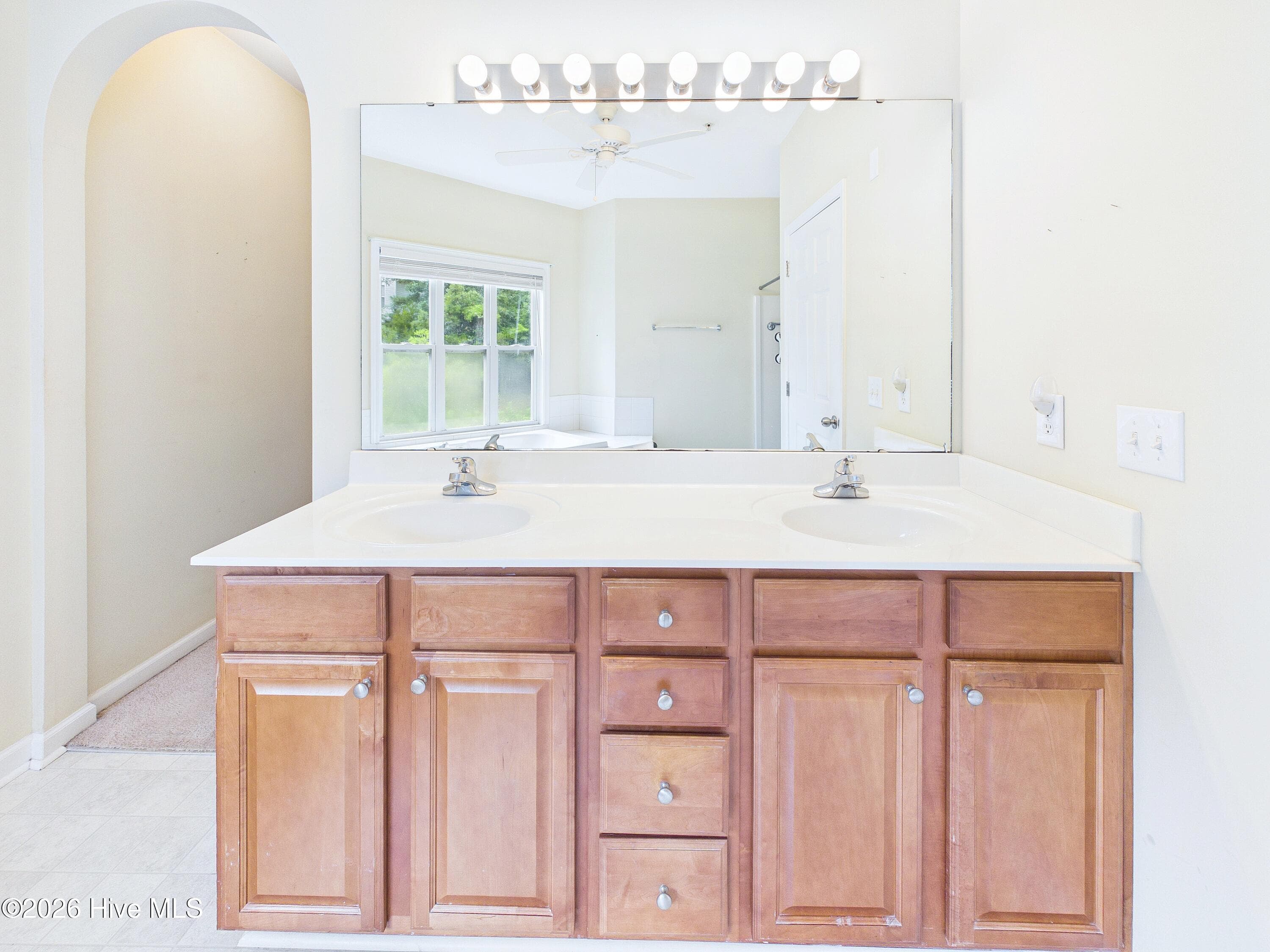Condominium at 3909 Botsford Court Unit 103, Wilmington, NC 28412, photo 86 of 95