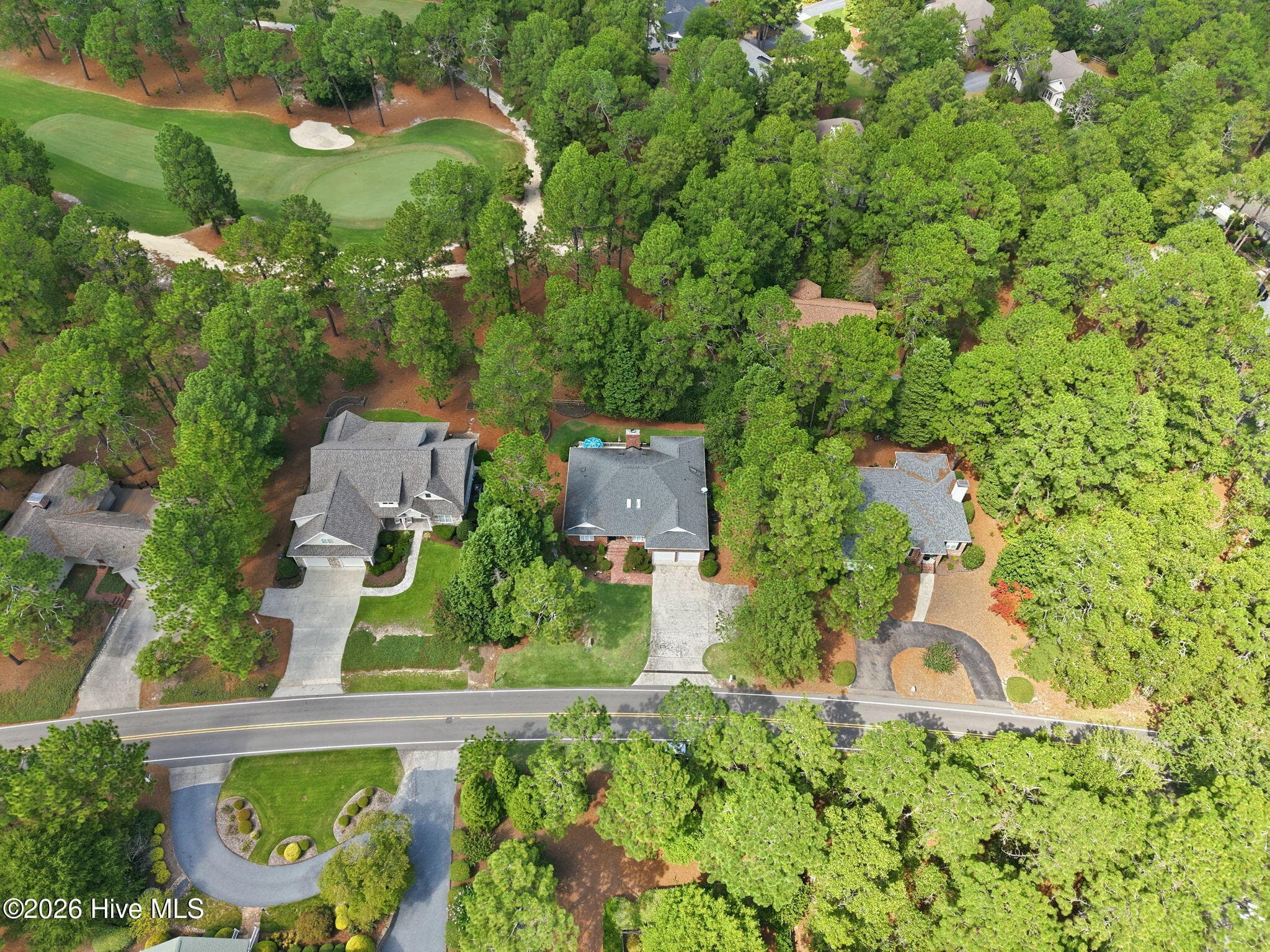 Single Family Residence at 885 Monticello Drive, Pinehurst, NC 28374, photo 11 of 51