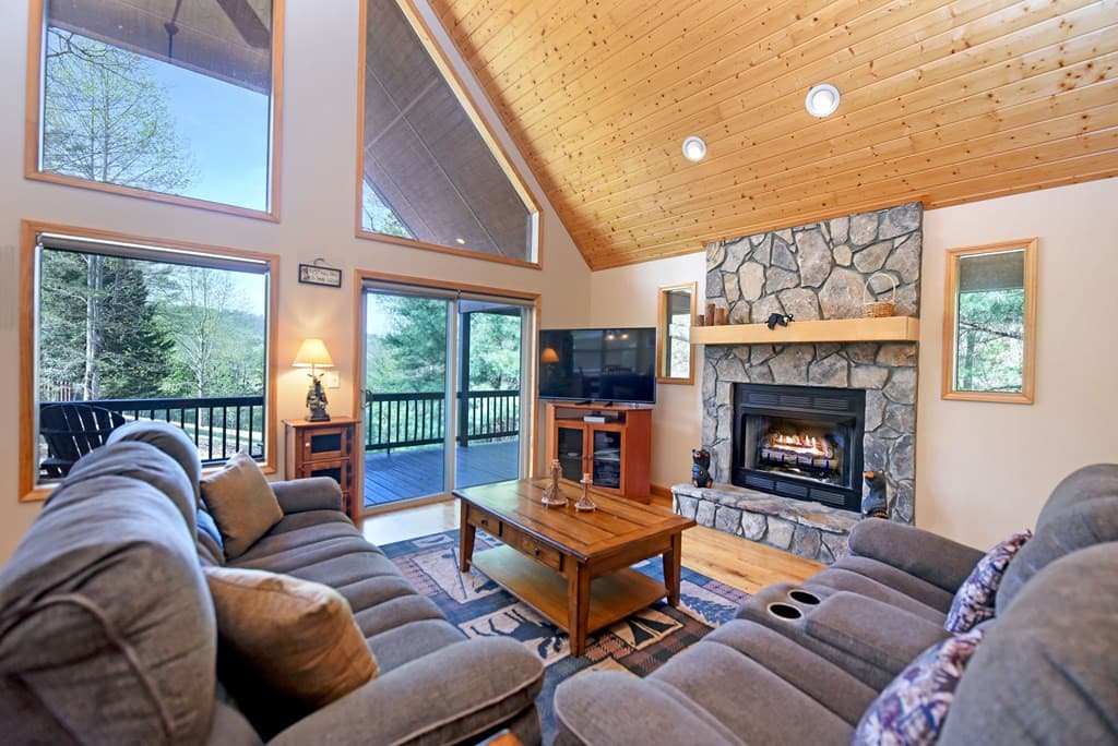 Single Family Residence at 160 Serenity Pointe Drive, Murphy, NC 28906, photo 18 of 48