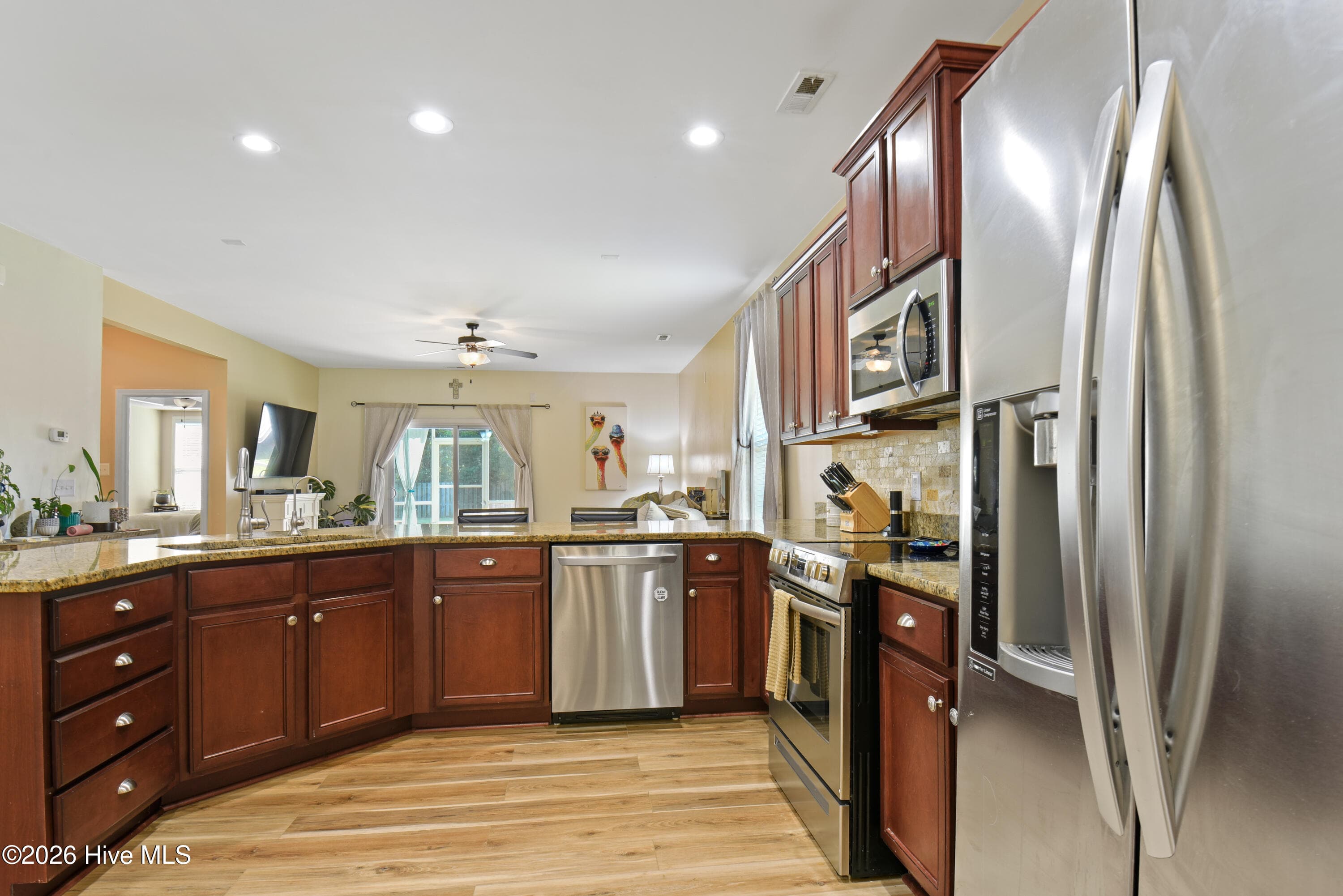 Single Family Residence at 143 Cornel Lane, Hampstead, NC 28443, photo 11 of 38