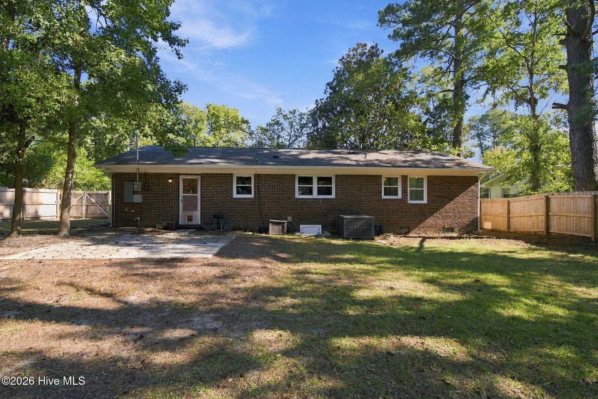 Single Family Residence at 5410 Rollin Road, Wilmington, NC 28409, photo 40 of 53