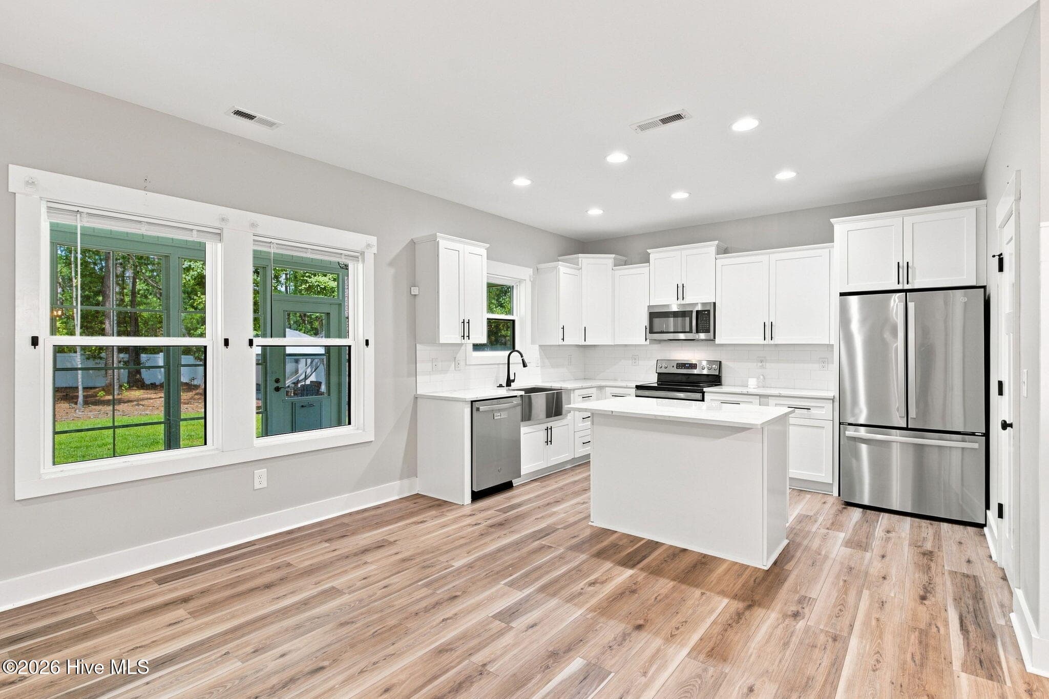 Single Family Residence at 431 Sandlewood Drive NW, Calabash, NC 28467, photo 15 of 55