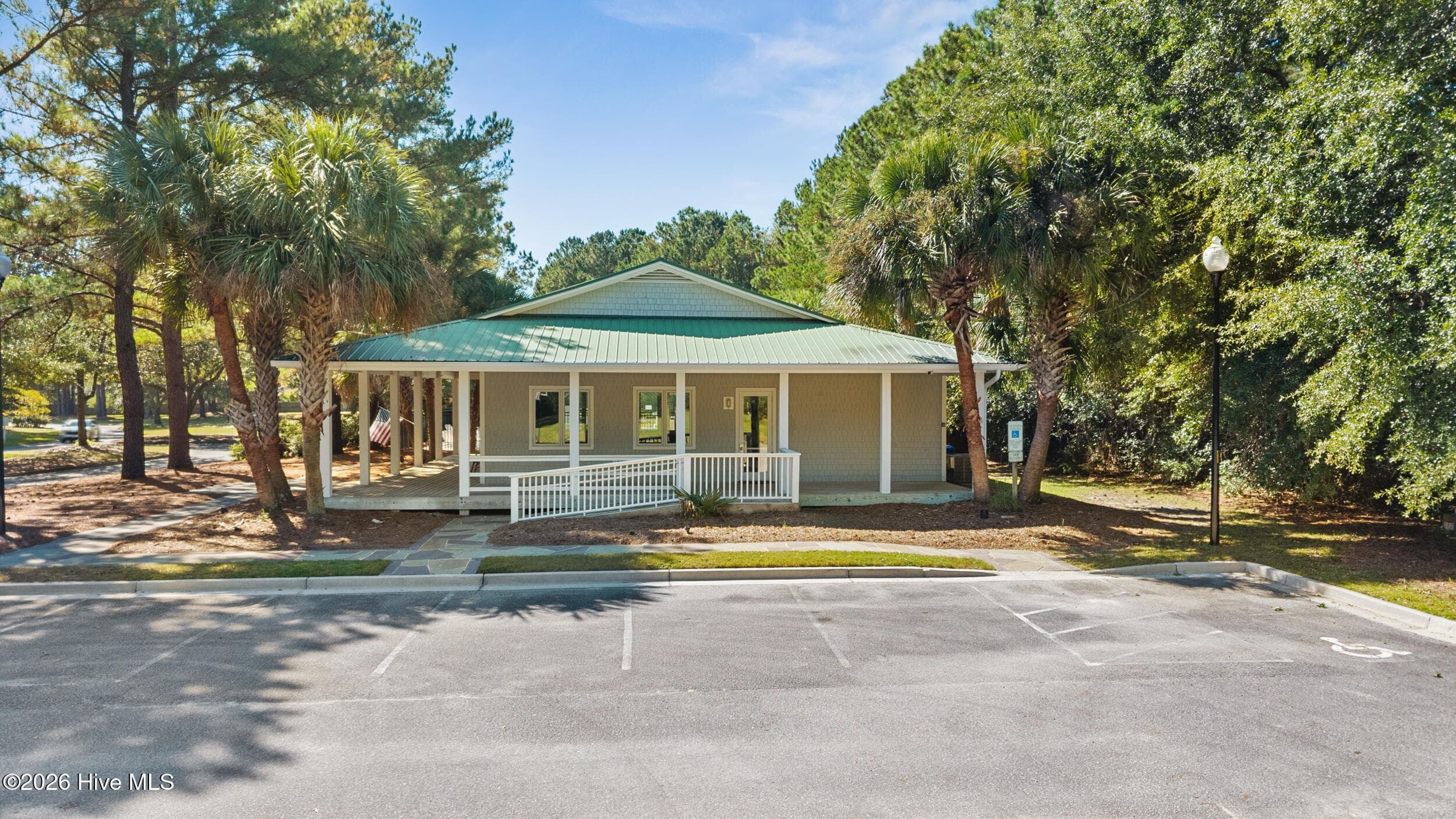 Single Family Residence at 611 Salo Street, Wilmington, NC 28411, photo 54 of 76