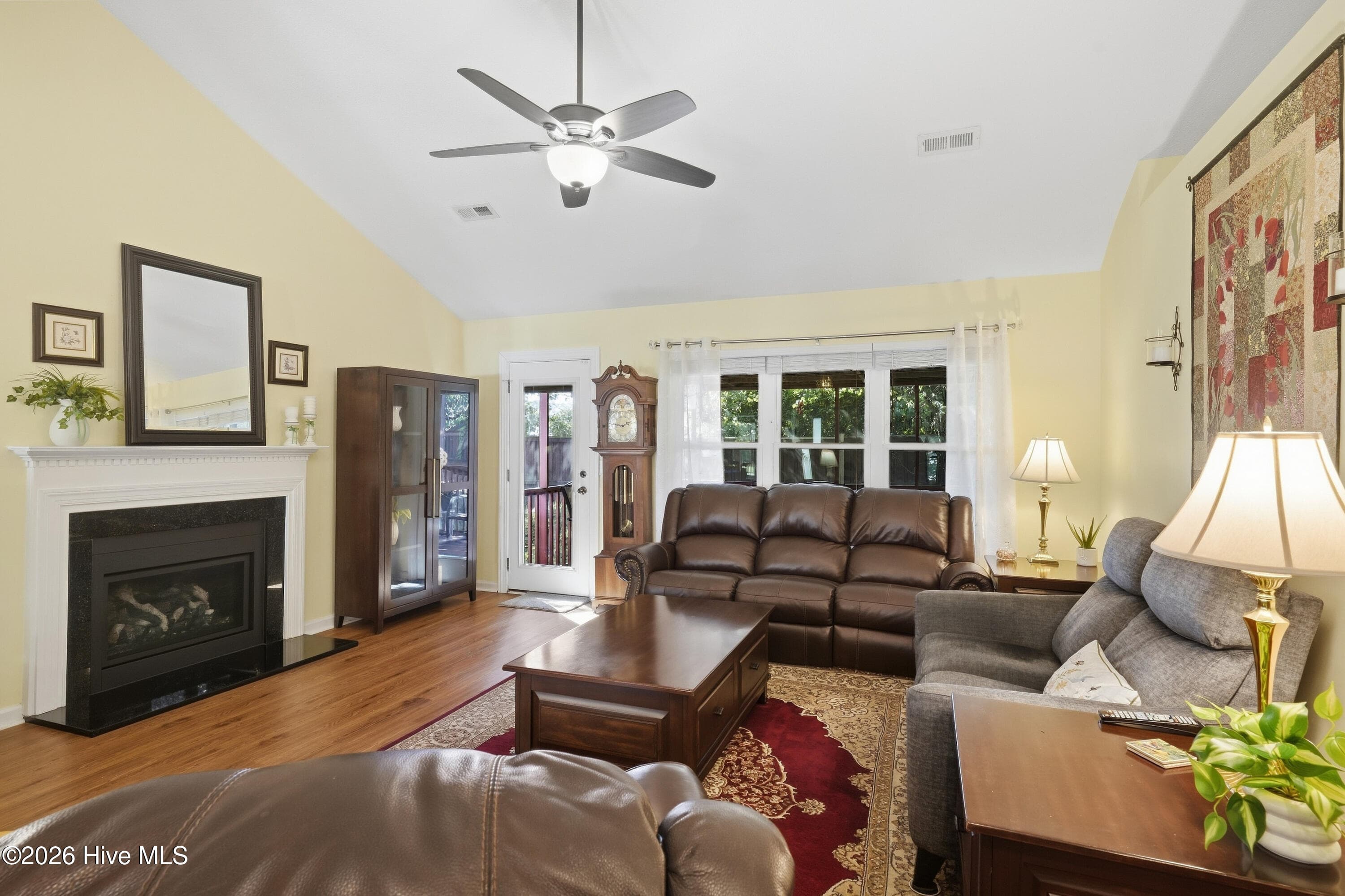 Single Family Residence at 5002 Blue Grass Court, Wilmington, NC 28409, photo 9 of 41