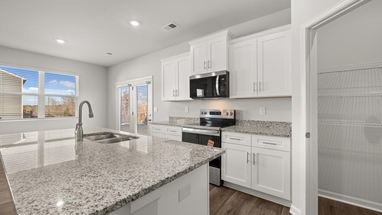 Single Family Residence at 5036 Captain Drive, Grovetown, GA 30813, photo 12 of 55