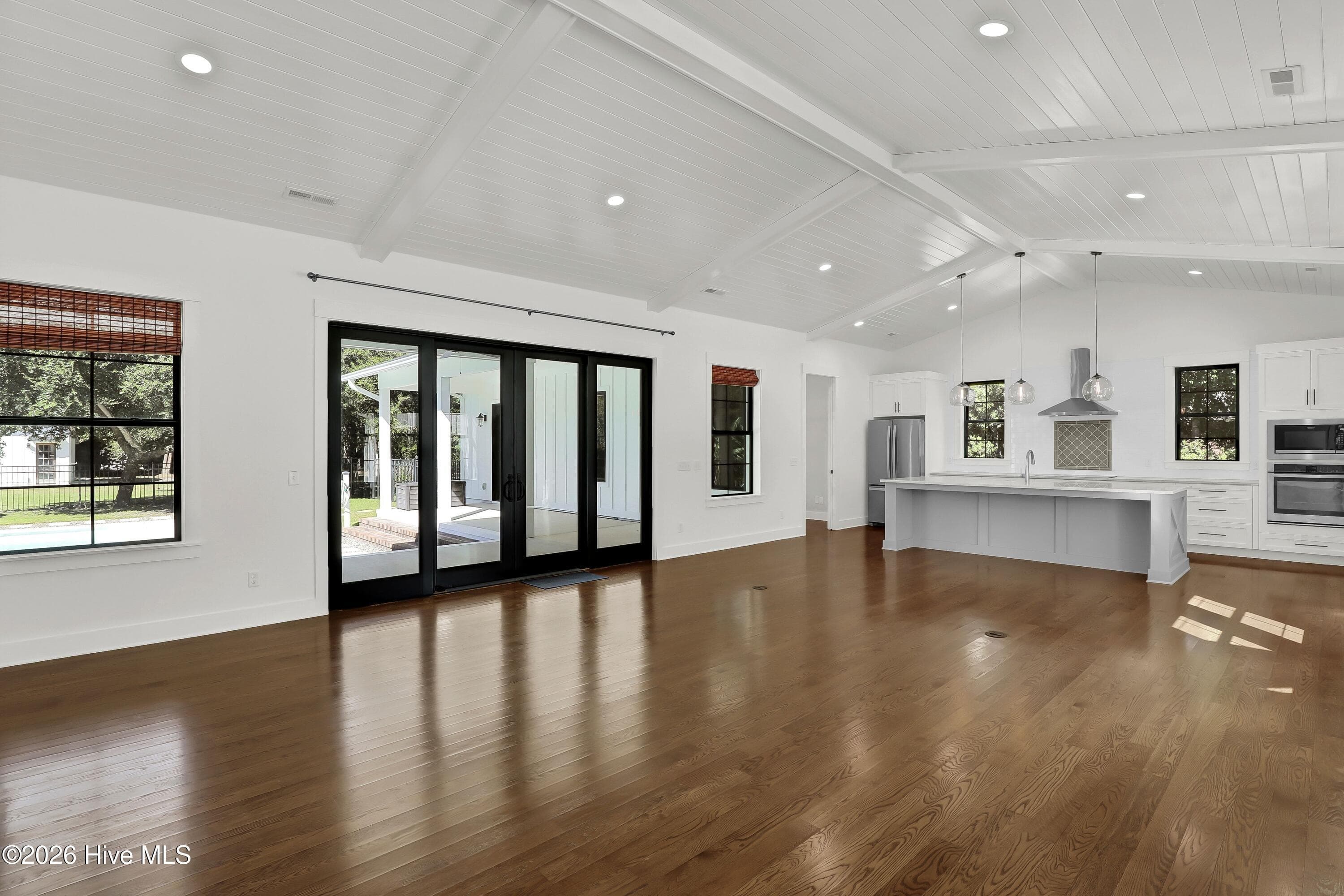 Single Family Residence at 351 Olde Point Loop, Hampstead, NC 28443, photo 26 of 81