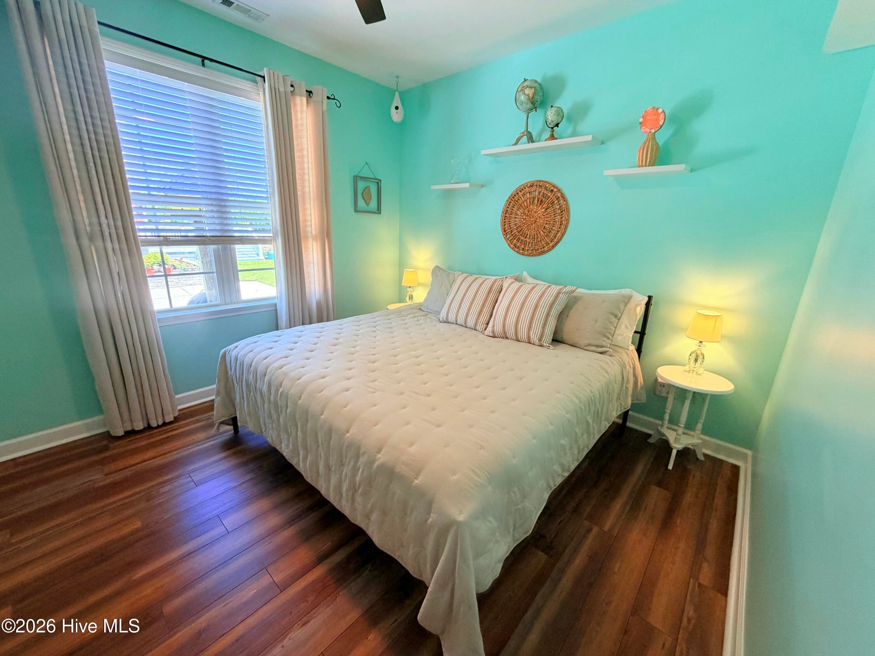 Guest bedroom 1 - 1926 Snowy Egret Drive, Morehead City, NC 28557