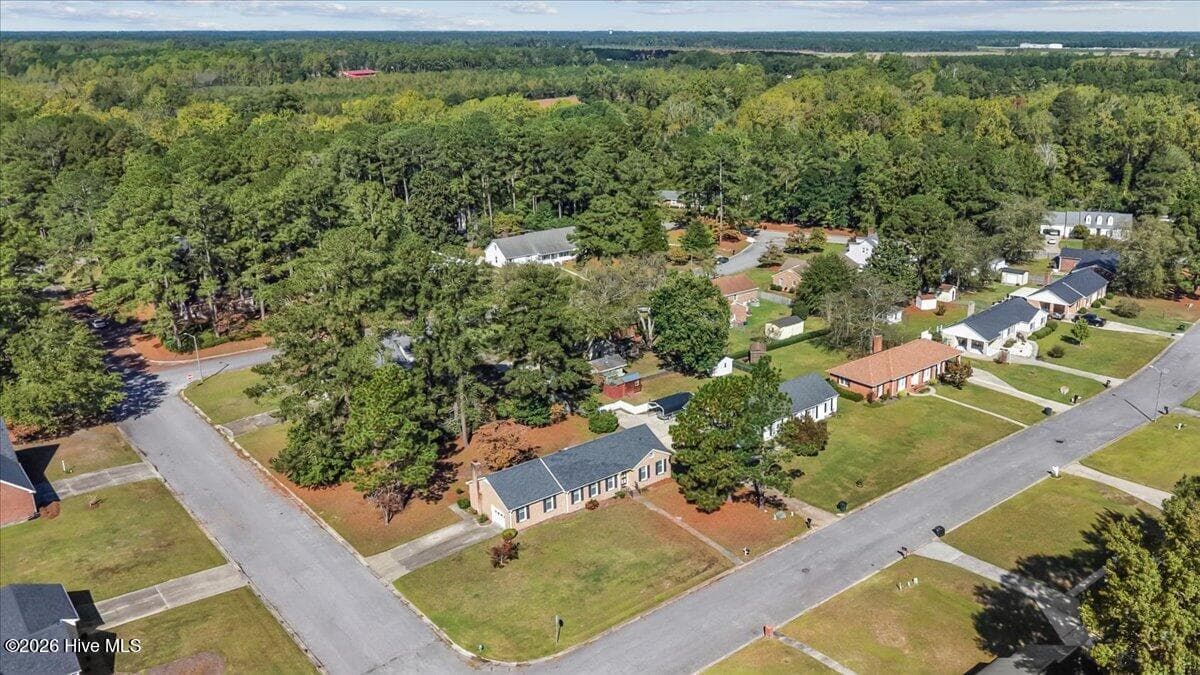 Single Family Residence at 3000 Camelot Drive, Kinston, NC 28504, photo 11 of 51