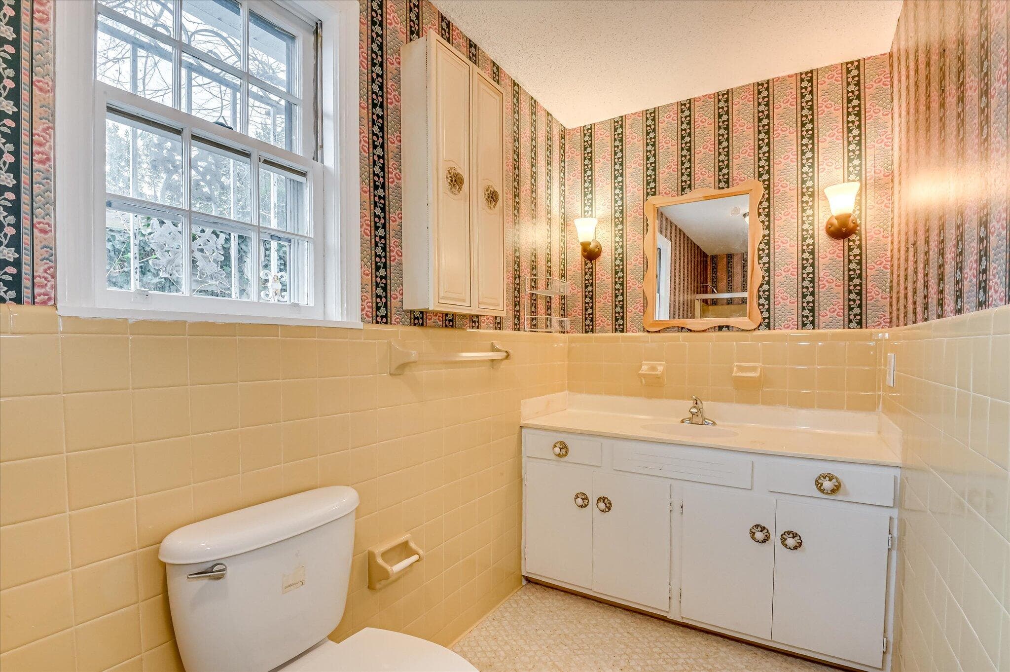 Primary bathroom - 2440 Earl Street, Augusta, GA 30904