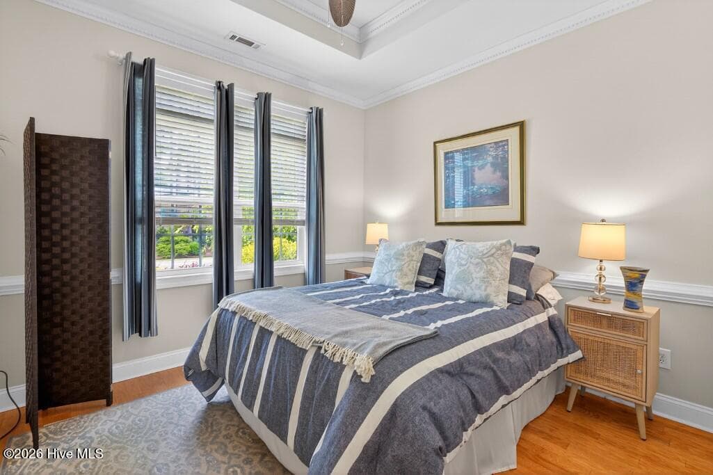 Single Family Residence at 5801 Barbary Coast Drive, New Bern, NC 28560, photo 10 of 33
