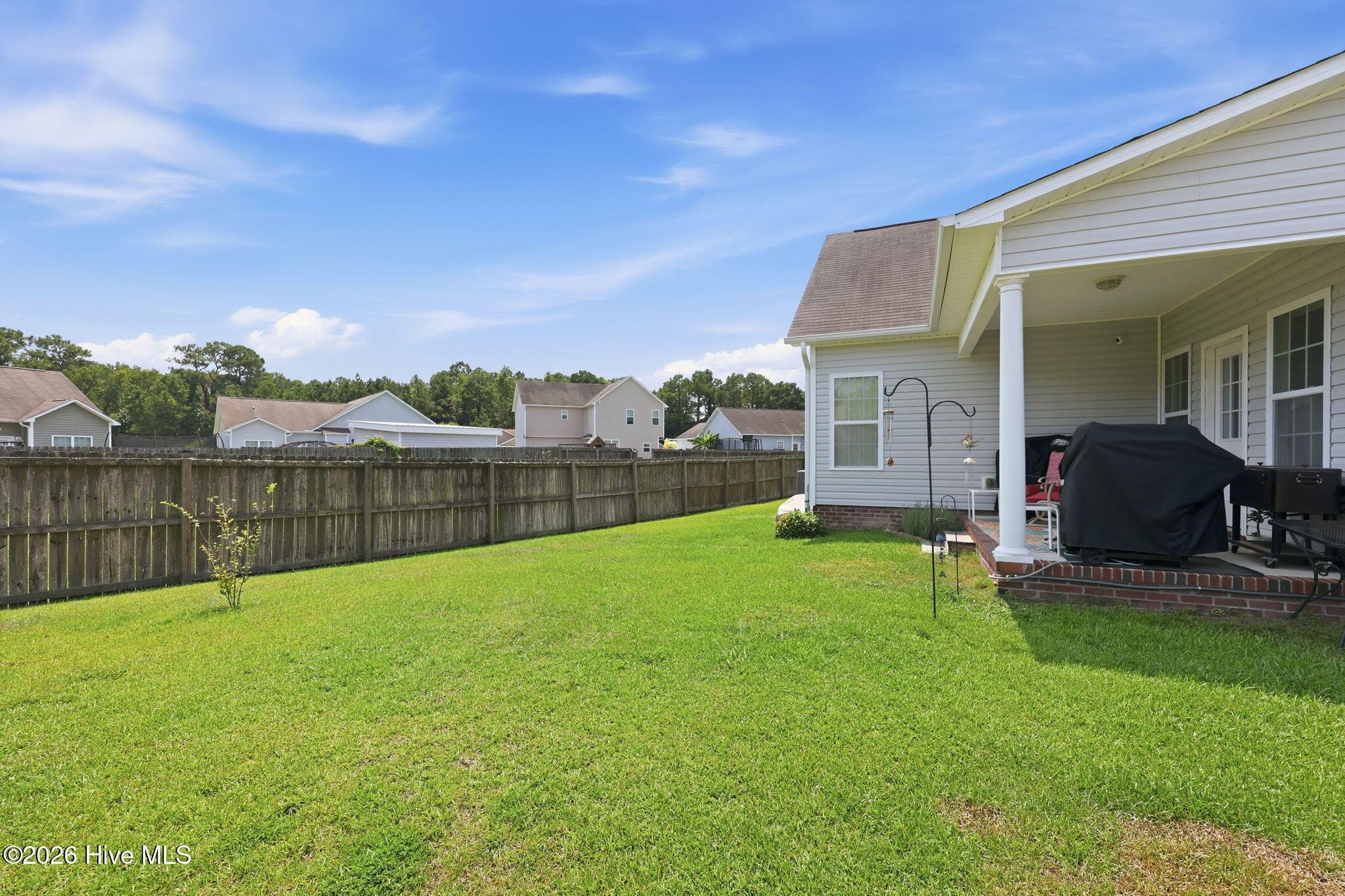 Single Family Residence at 504 Casting Net Way, Swansboro, NC 28584, photo 33 of 48