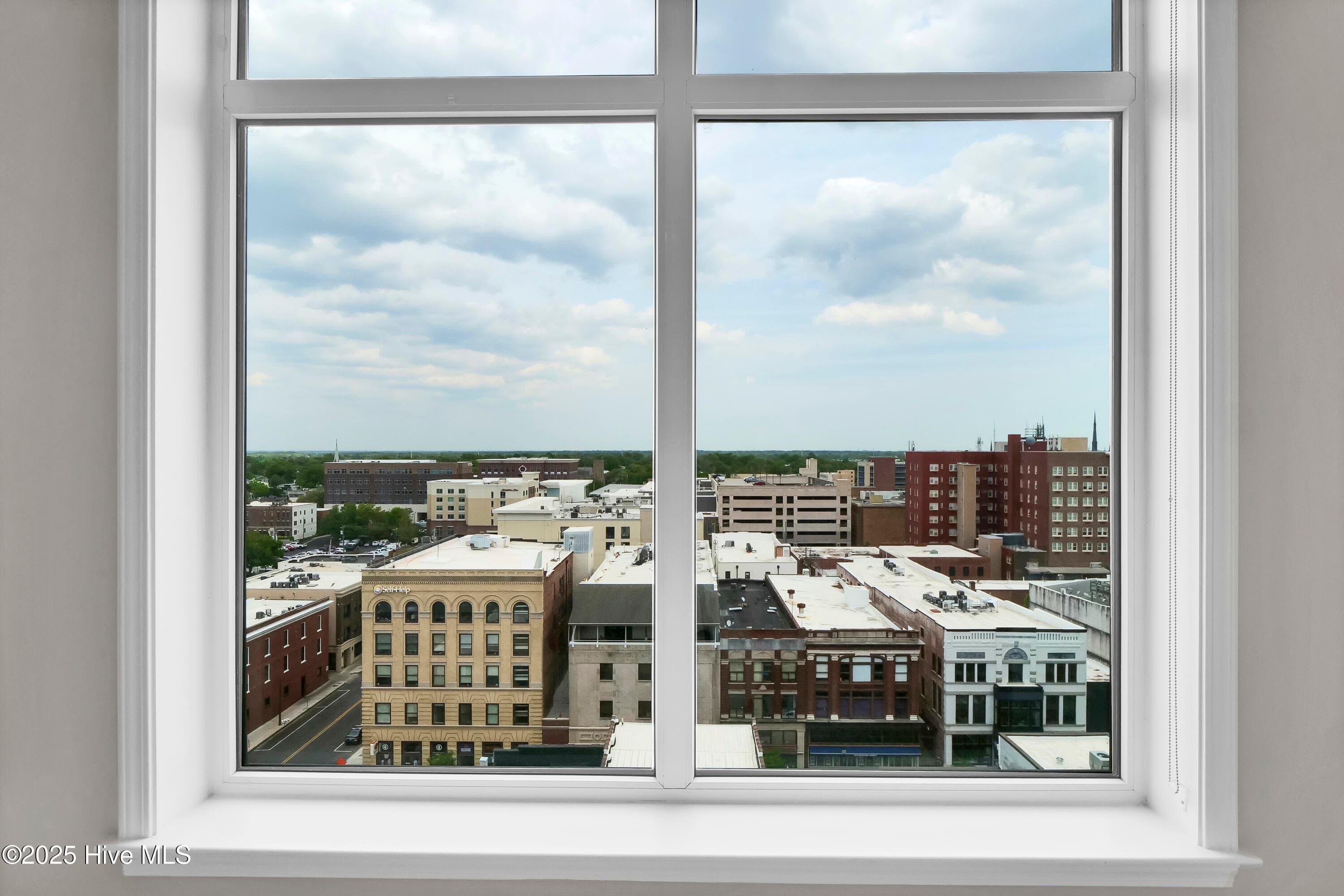 Condominium at 14 Grace Street 1216, Wilmington, NC 28401, photo 15 of 33