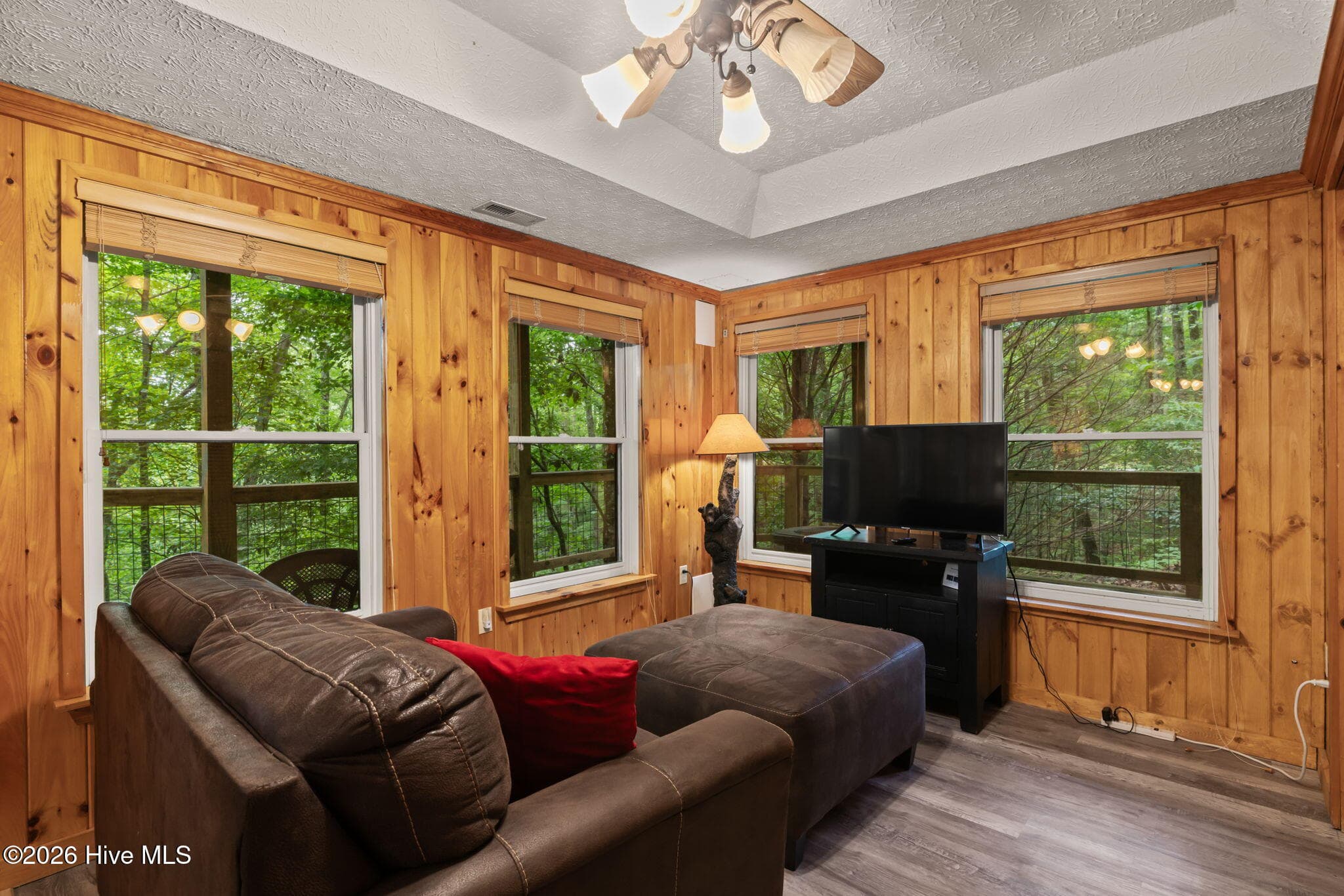 Single Family Residence at 398 Mountain Tops Circle, Blue Ridge, GA 30513, photo 31 of 63