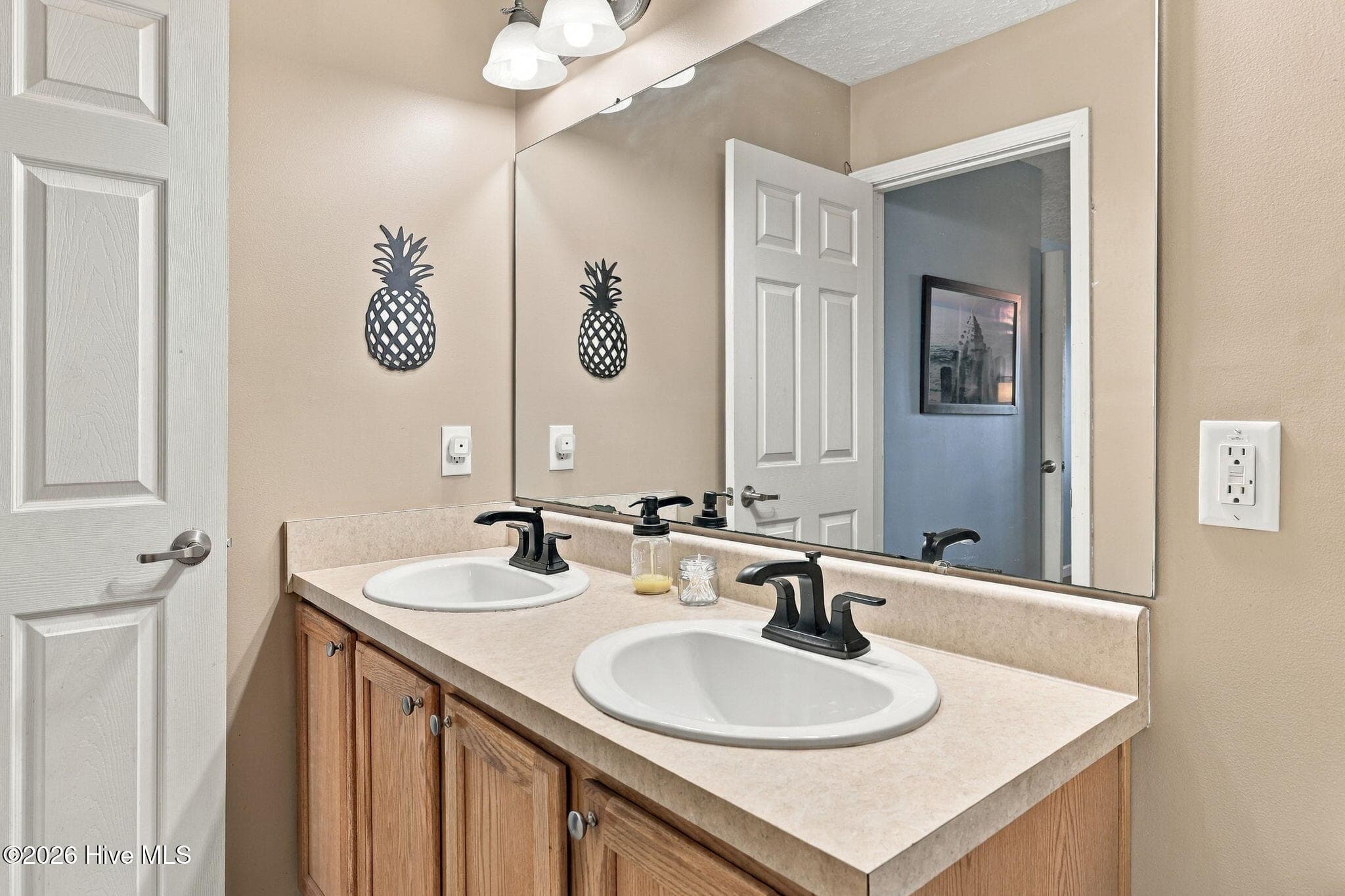 primary bath - 163 Guinea Road, Moyock, NC 27958