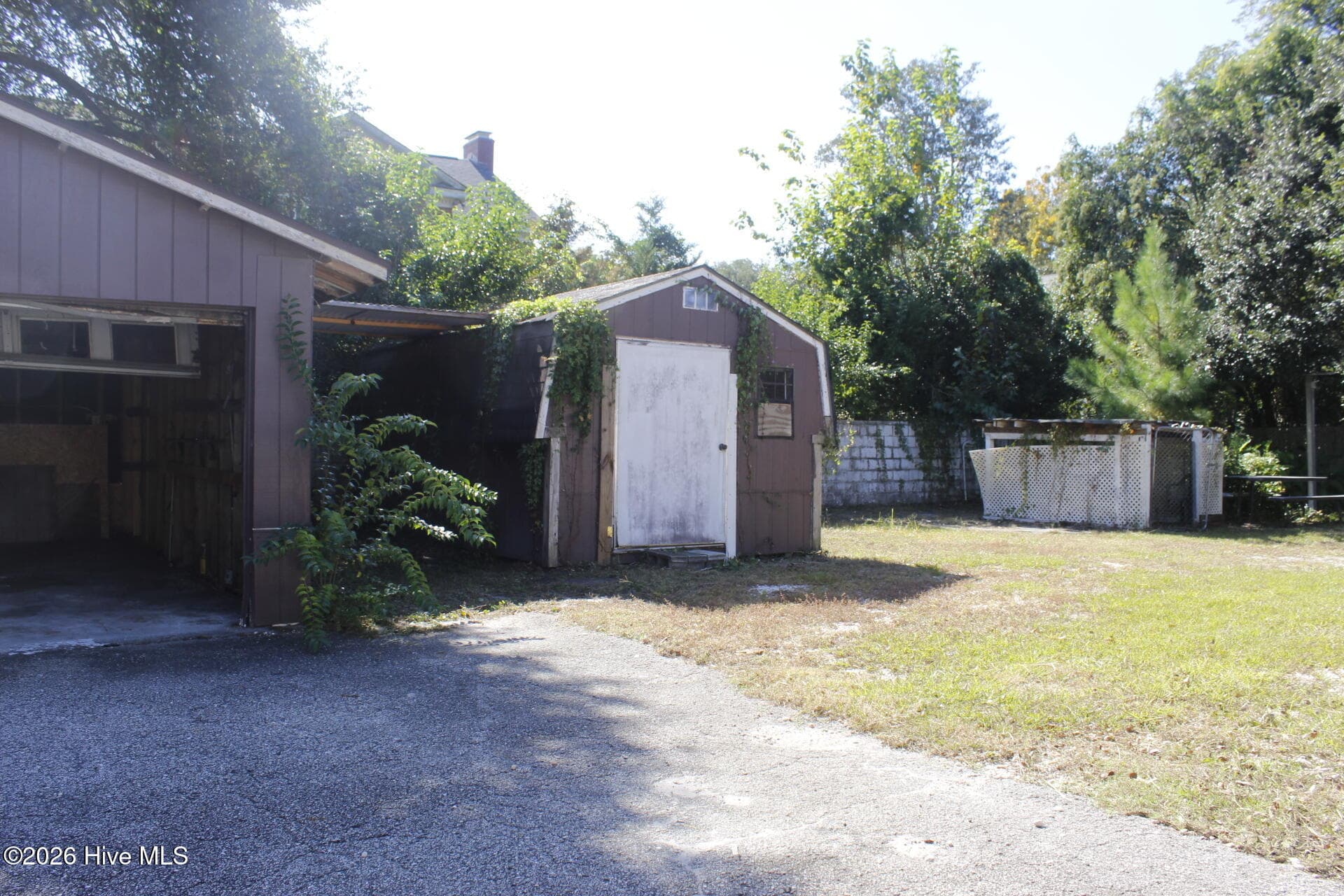 Single Family Residence at 2124 Oleander Drive, Wilmington, NC 28403, photo 31 of 32