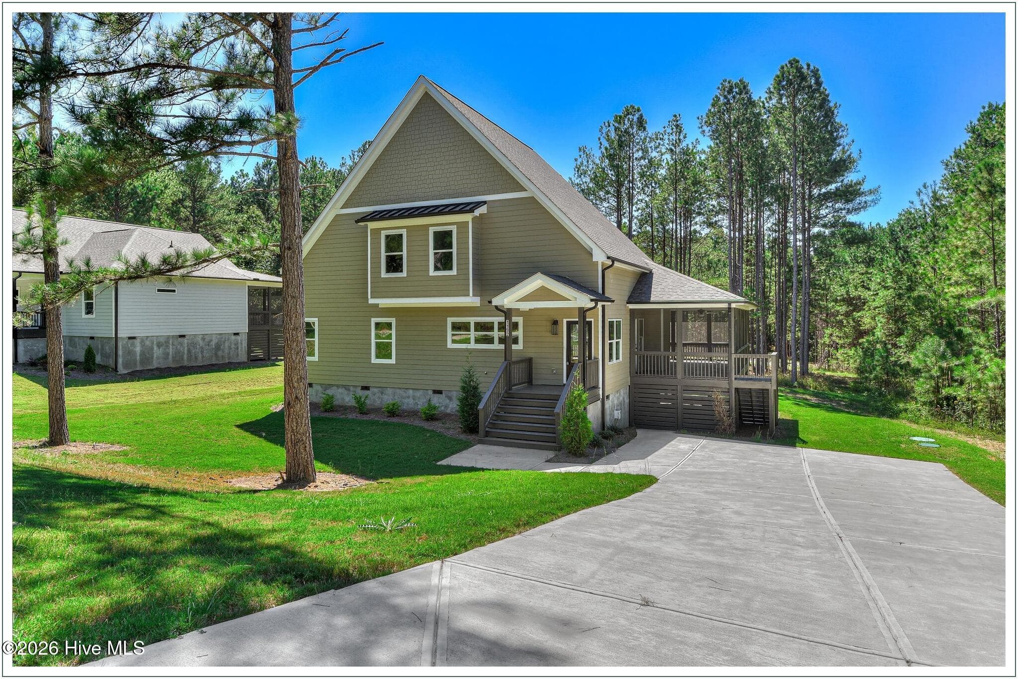 Welcome home to 1192 Sunset Cove in private Stillwater Coves at Clarks Hill Lake! - 1192 Sunset Cove, Tignall, GA 30668