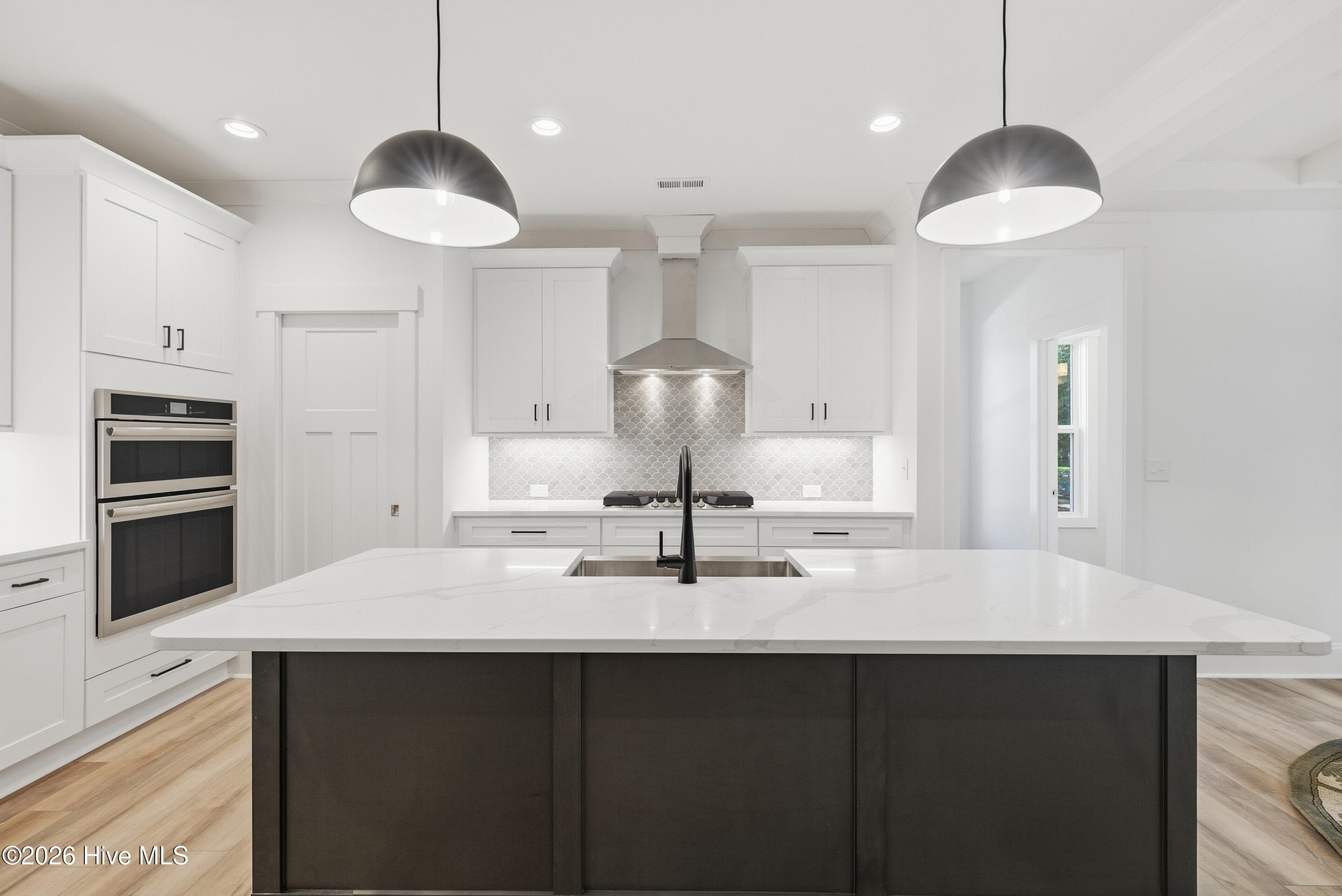 two tone island design - 3392 Eagle Crest Drive SW, Supply, NC 28462