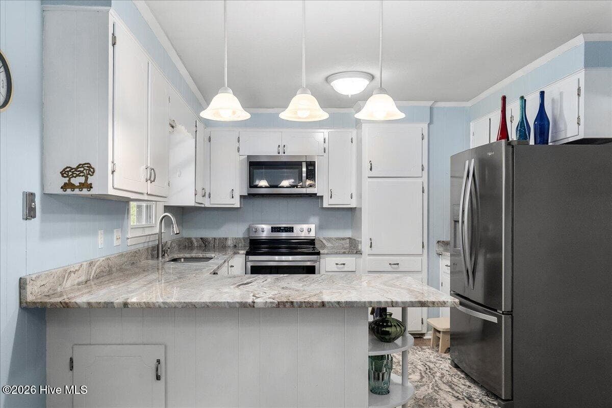Nice flow to kitchen - 1912 Coulter Drive, North Augusta, SC 29841