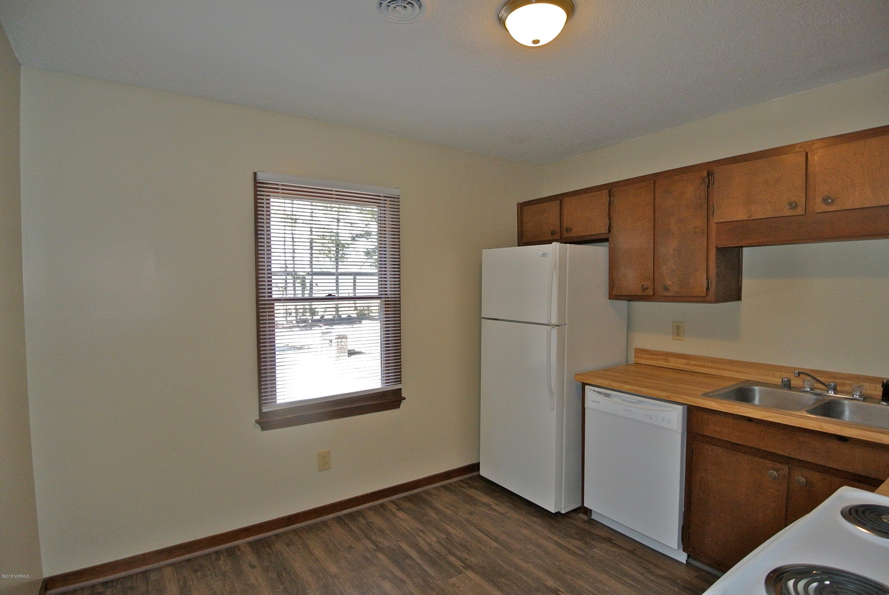 Kitchen - 1106 Karen Drive C, New Bern, NC 28562