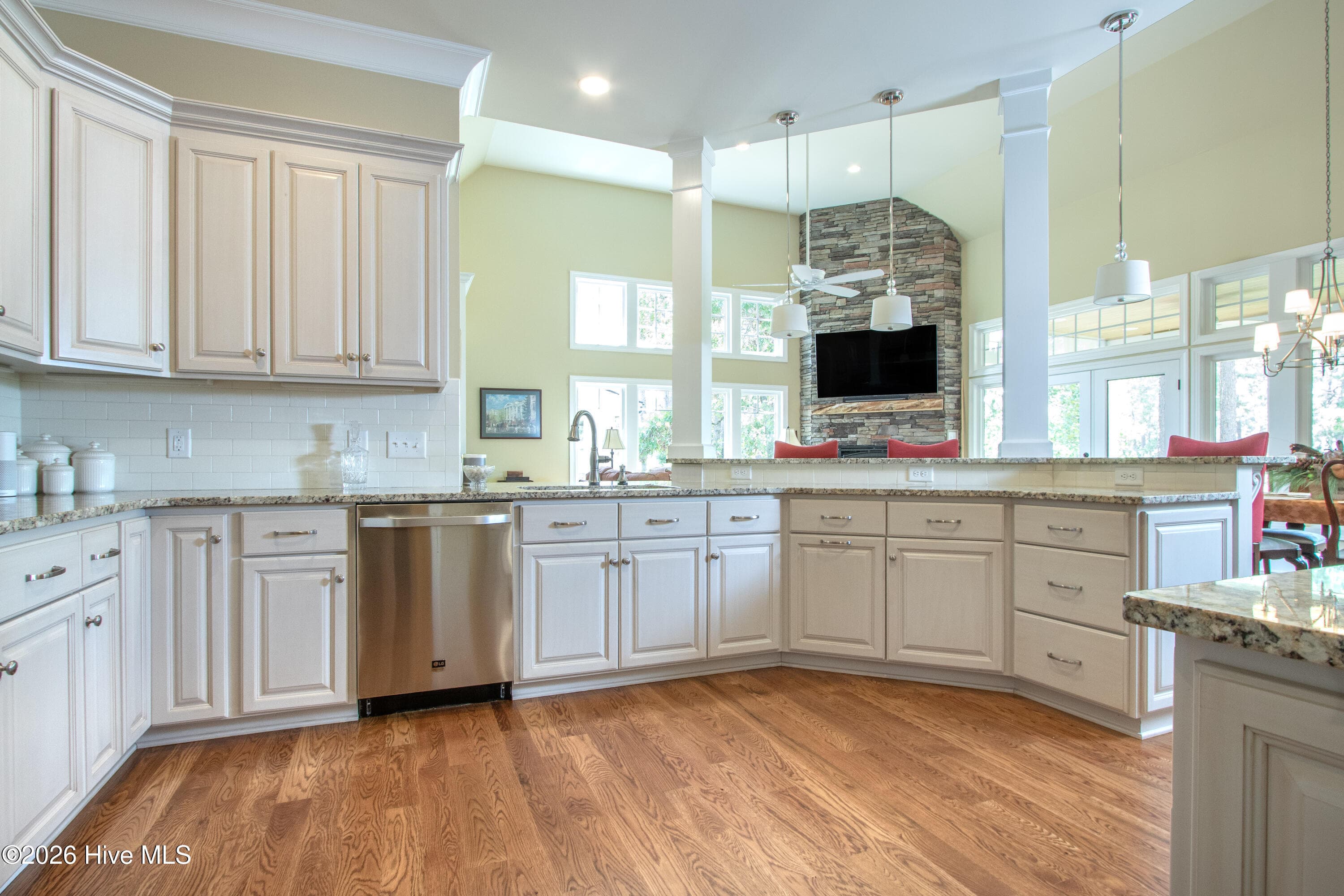 Single Family Residence at 12 Fortrose Circle, Pinehurst, NC 28374, photo 19 of 49