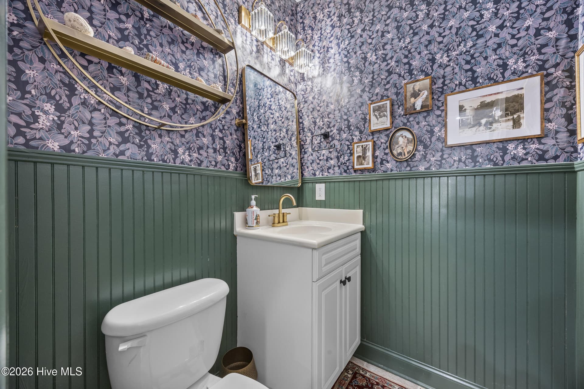 Powder Room - 322 Lockerby Lane, Wilmington, NC 28411