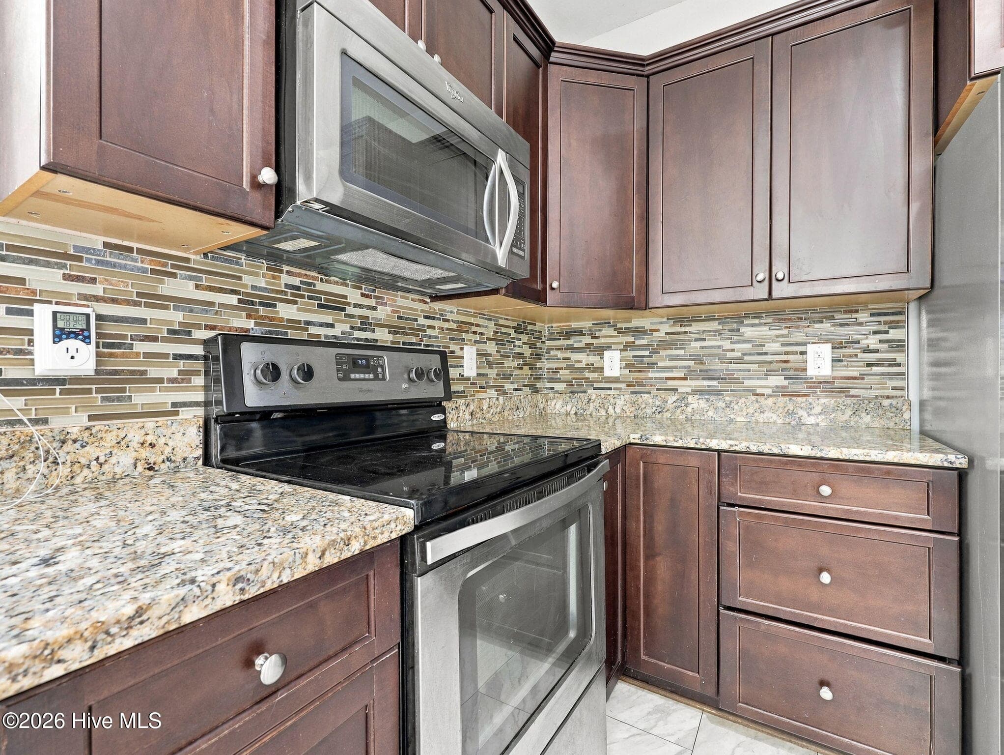 Single Family Residence at 203 Chestwood Drive, Hubert, NC 28539, photo 17 of 48