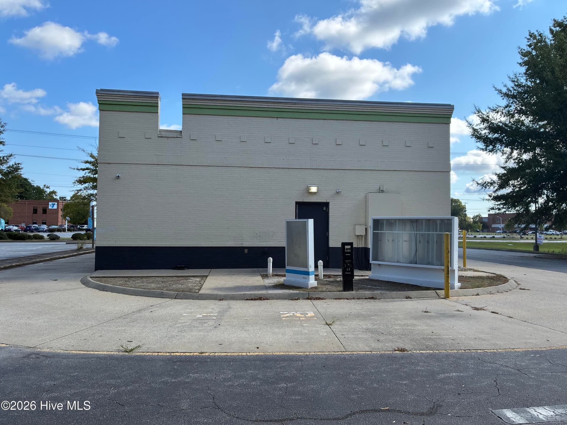 1237 N Road Street, Elizabeth City, NC 27909