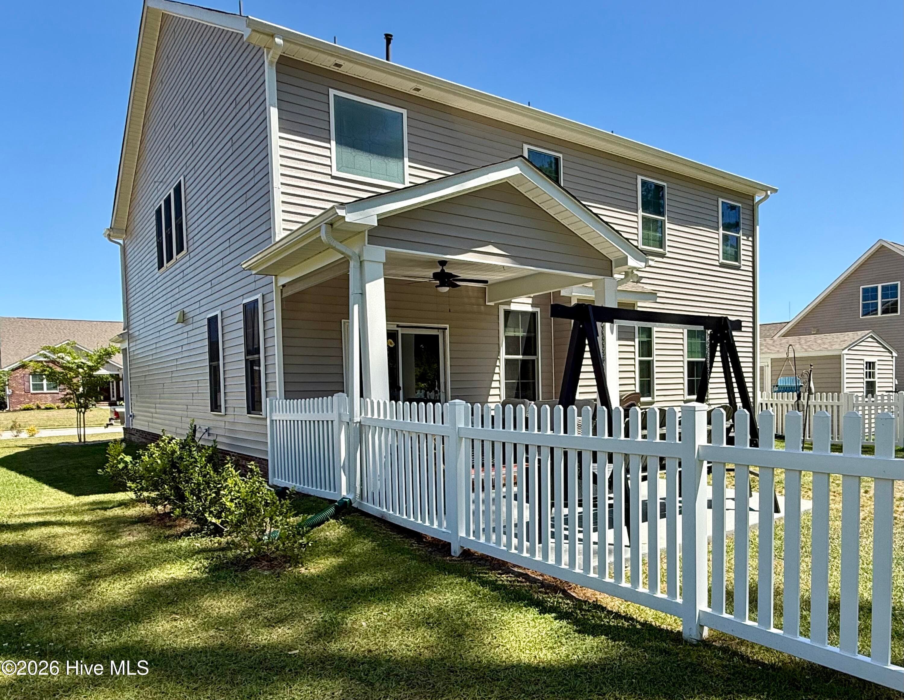 Single Family Residence at 5010 Spring Green Pass, New Bern, NC 28562, photo 157 of 163