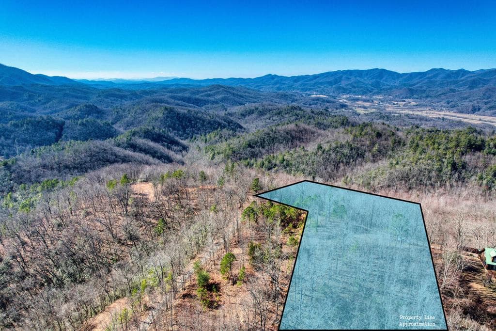1441 Valley View Heights Lane, Andrews, NC 28901