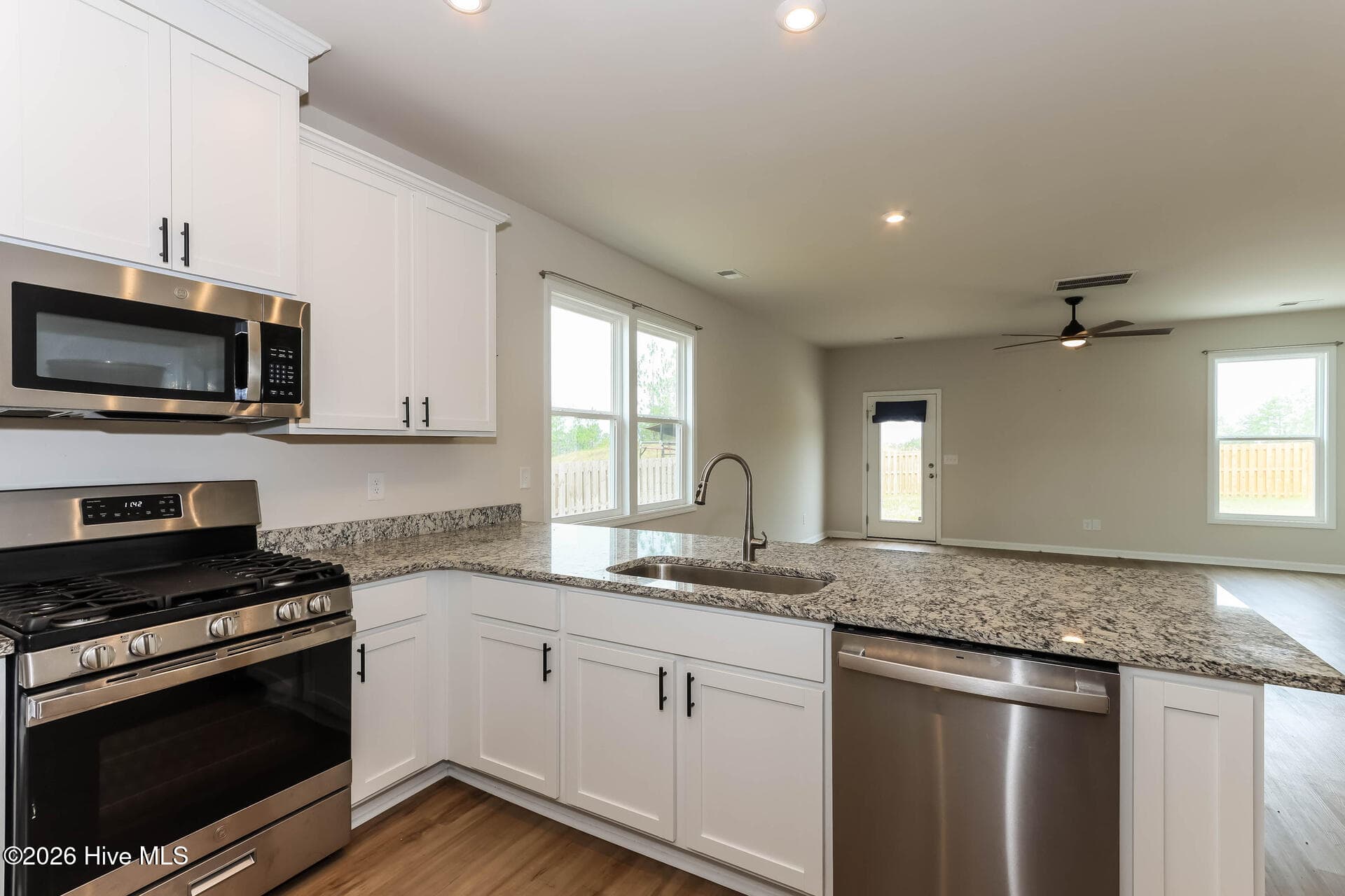 Single Family Residence at 426 Midland Pines Drive, Graniteville, SC 29829, photo 5 of 20