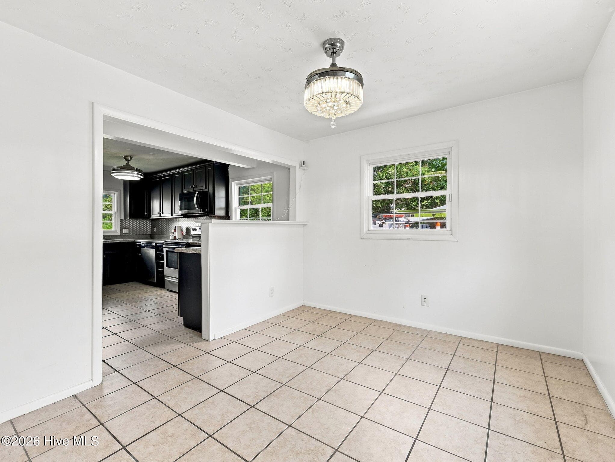 Single Family Residence at 407 Brynn Marr Road, Jacksonville, NC 28546, photo 24 of 49