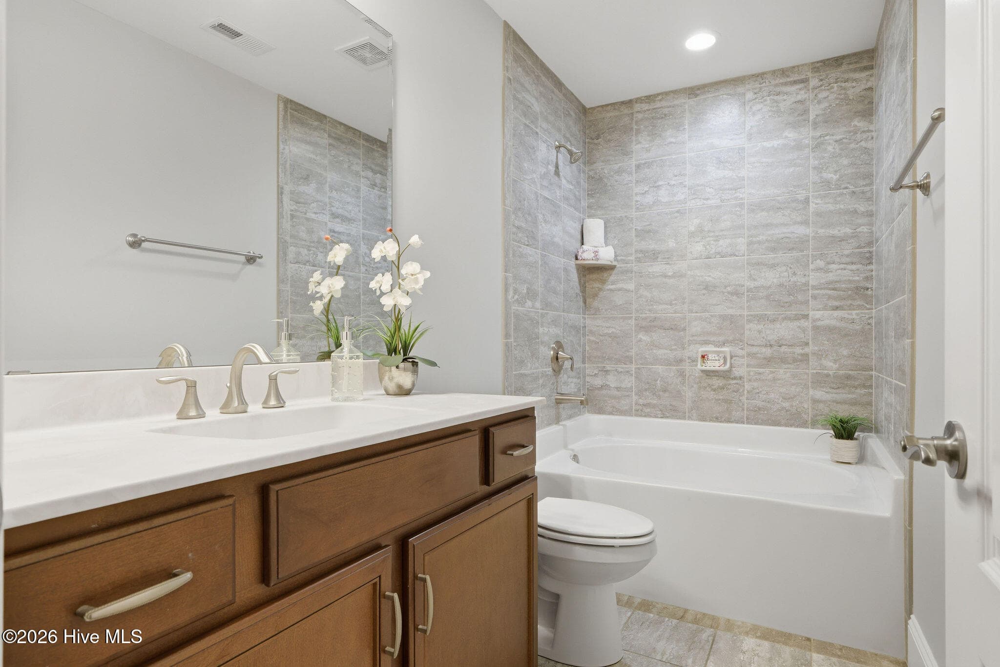 Downstairs full bathroom - 8812 Maple Ash Trail NE, Leland, NC 28451