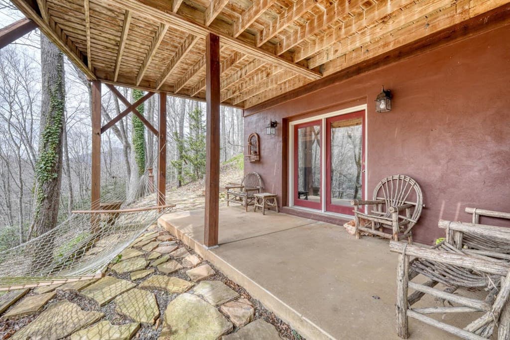 Residential at 575 Carolina Springs Lane, Franklin, NC 28734, photo 57 of 68