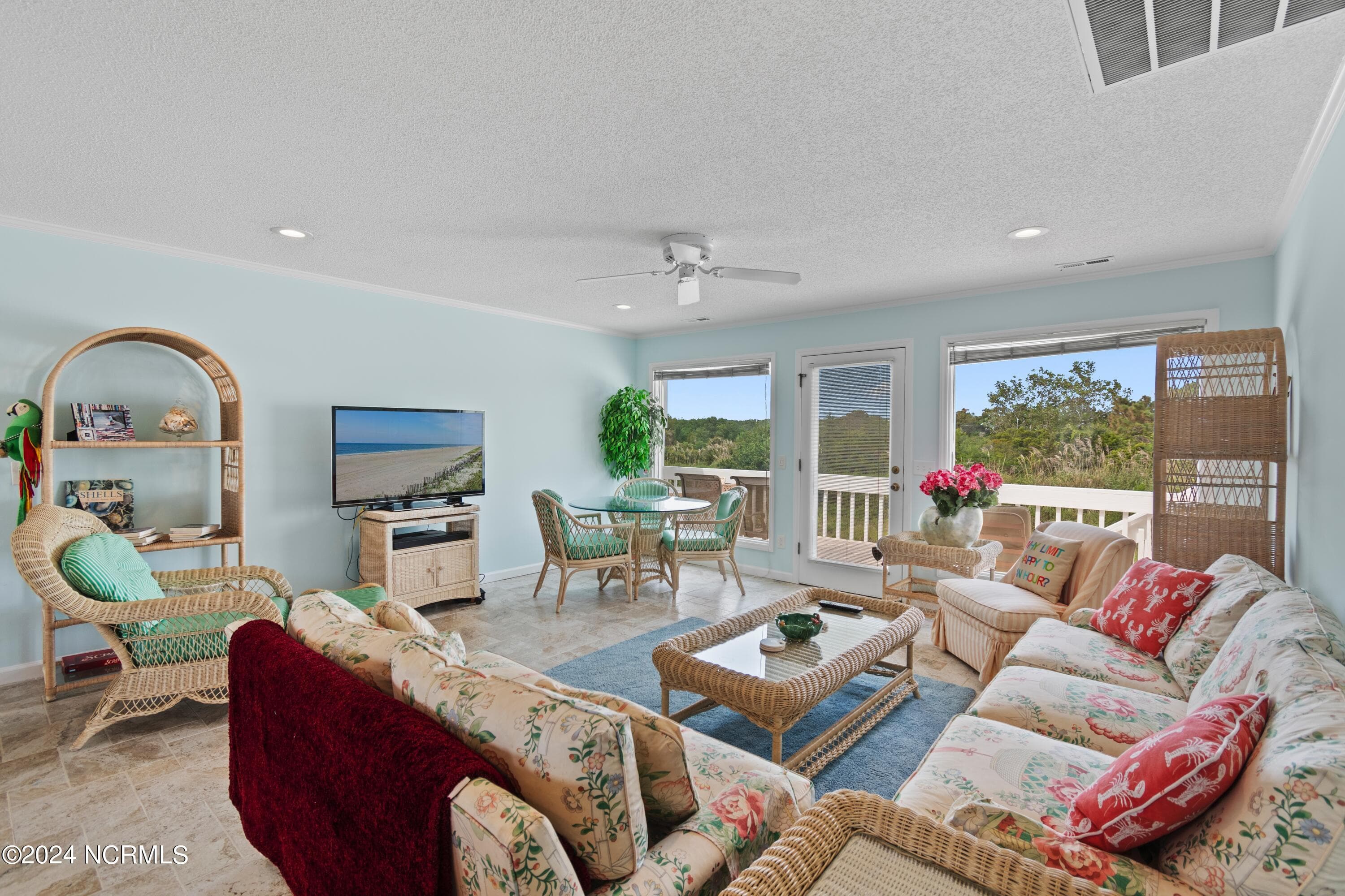 Single Family Residence at 272 Brunswick Avenue W, Holden Beach, NC 28462, photo 4 of 45