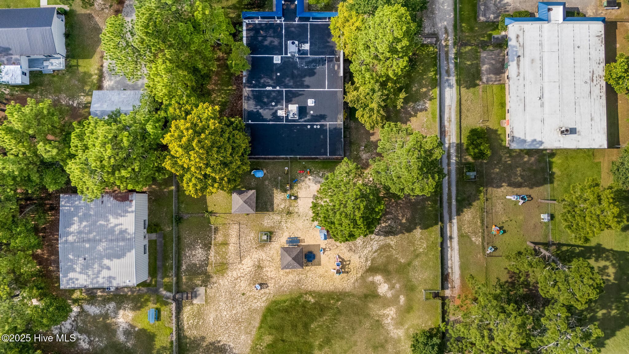 Improved at 503 Johnson Street, Aberdeen, NC 28315, photo 14 of 50