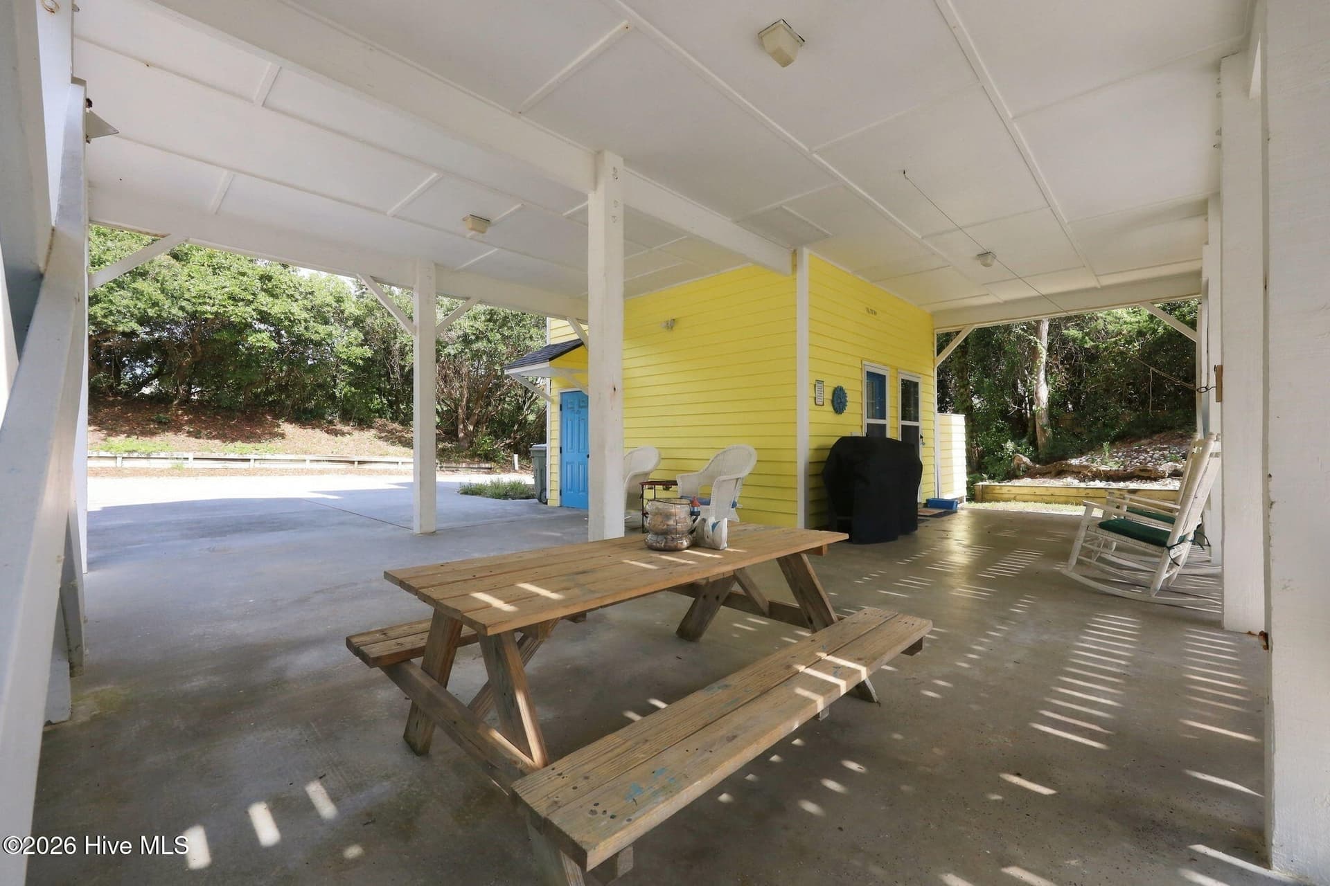 Single Family Residence at 104 Howe Street, Emerald Isle, NC 28594, photo 35 of 44