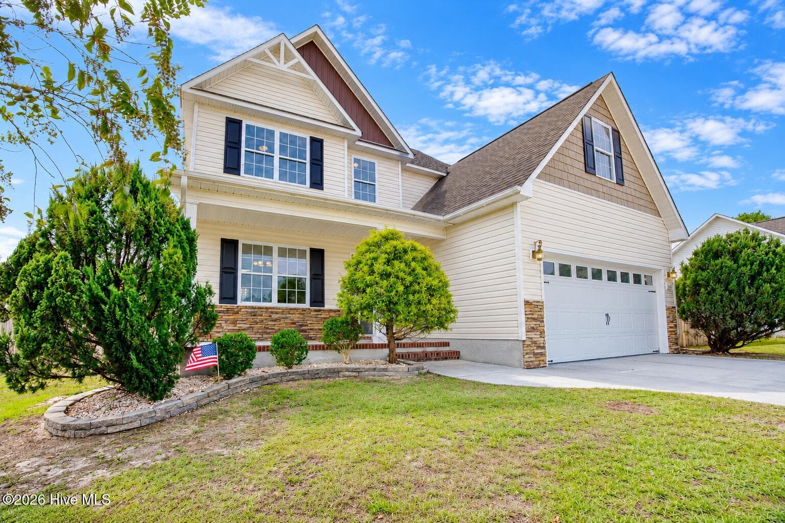 Single Family Residence at 264 Rowland Drive, Richlands, NC 28574, photo 4 of 51