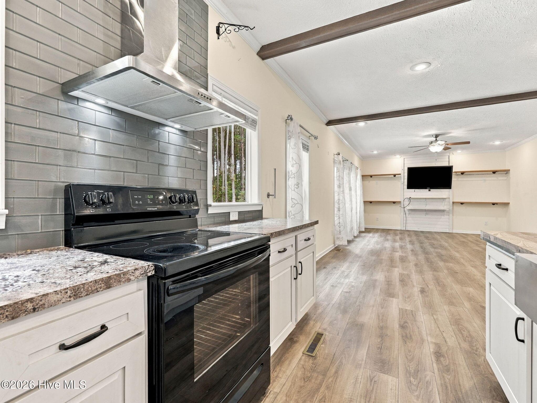 Manufactured Home at 11566 Hwy 17, Maysville, NC 28555, photo 12 of 56