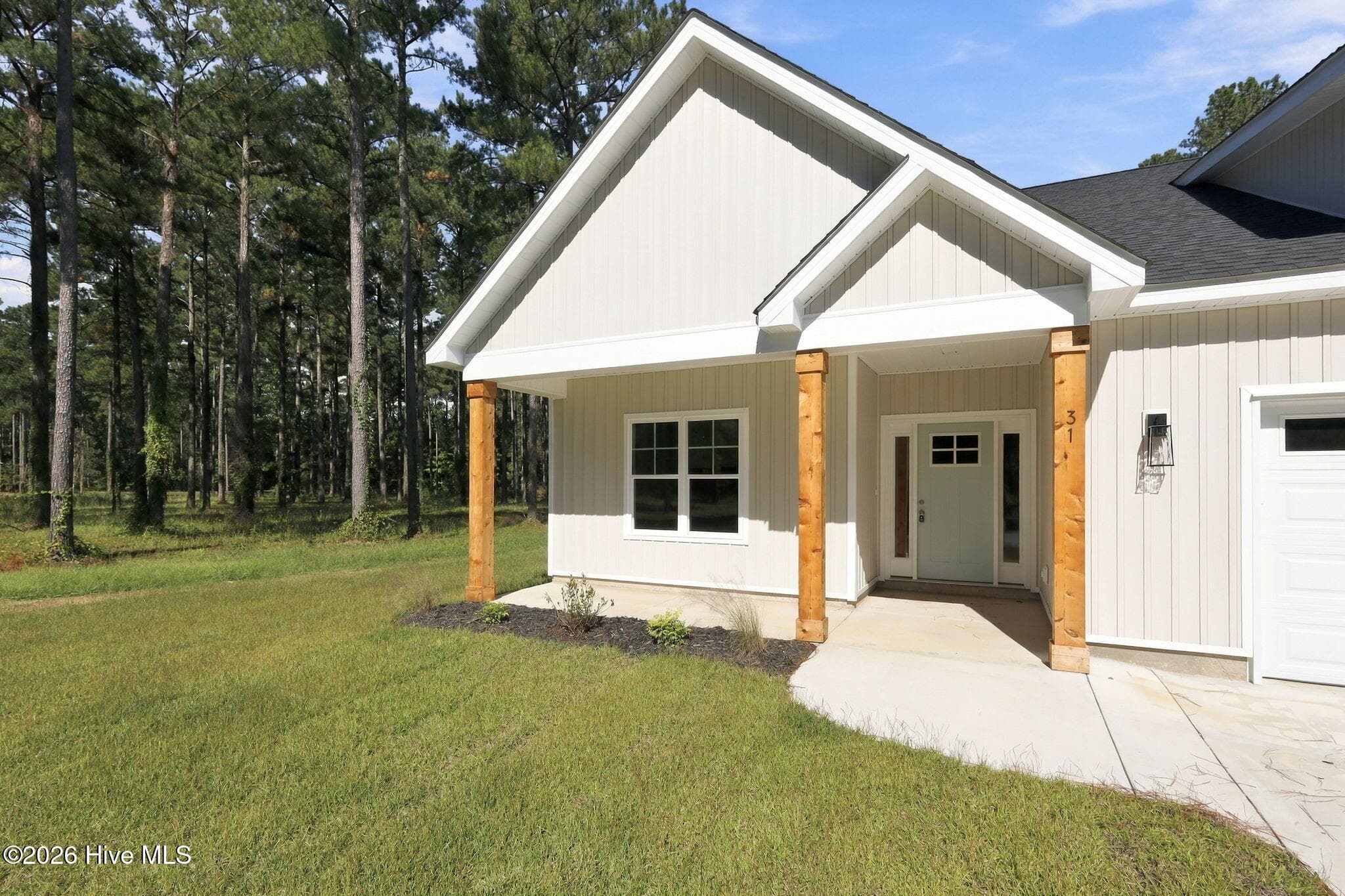 Single Family Residence at 31 Currituck Court, Oriental, NC 28571, photo 7 of 93