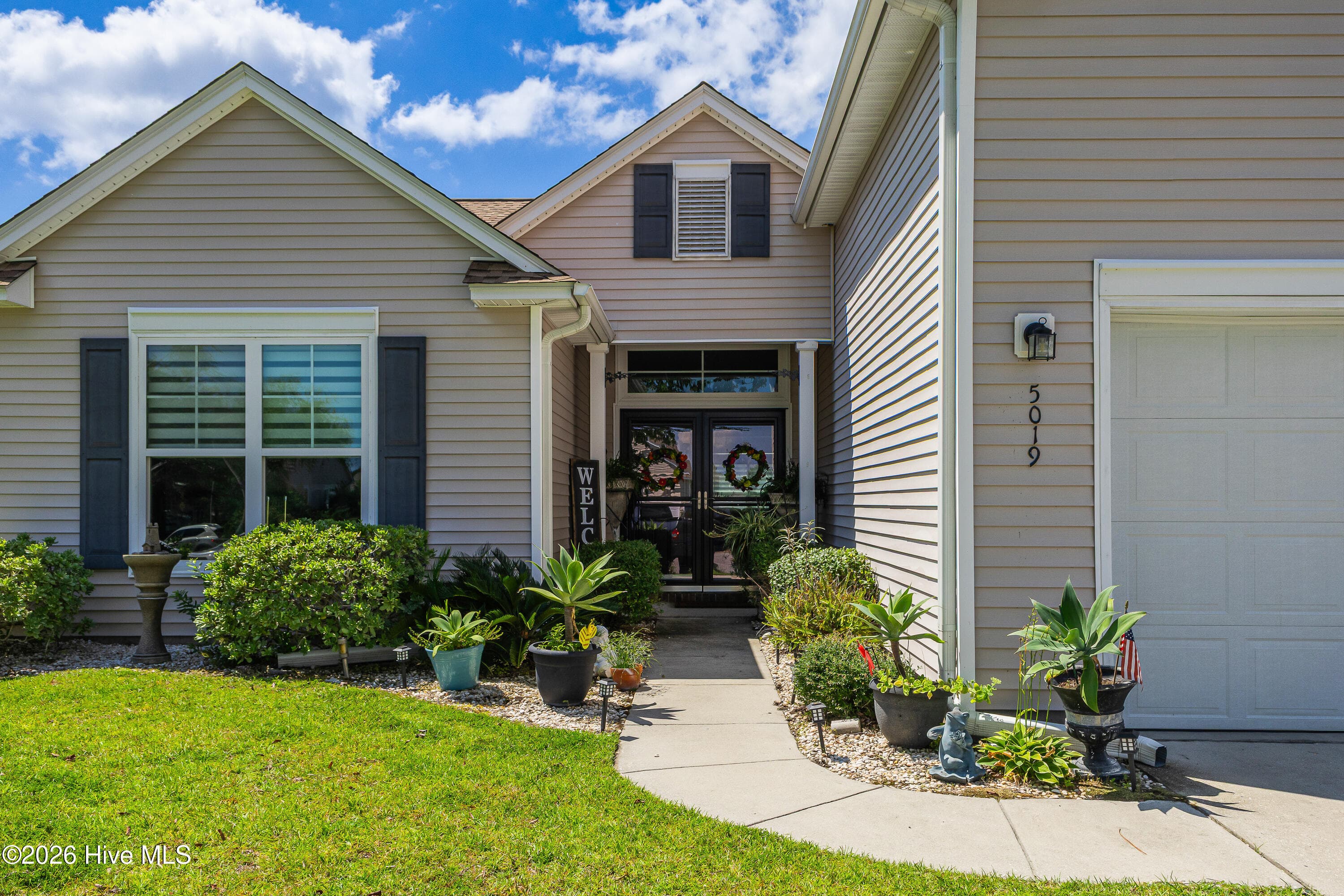 Single Family Residence at 5019 Pierhead Court, Southport, NC 28461, photo 4 of 66