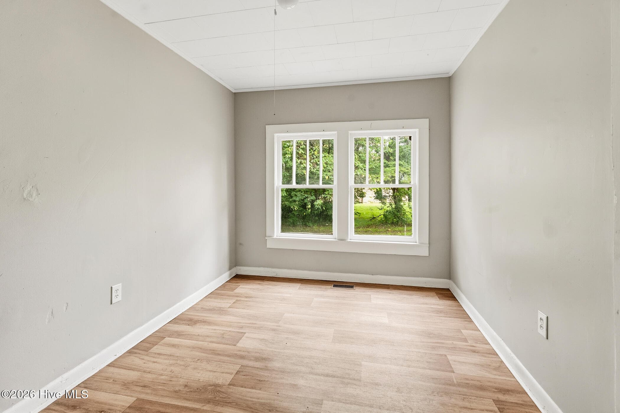 Single Family Residence at 309 Pine Street, Hamlet, NC 28345, photo 17 of 27