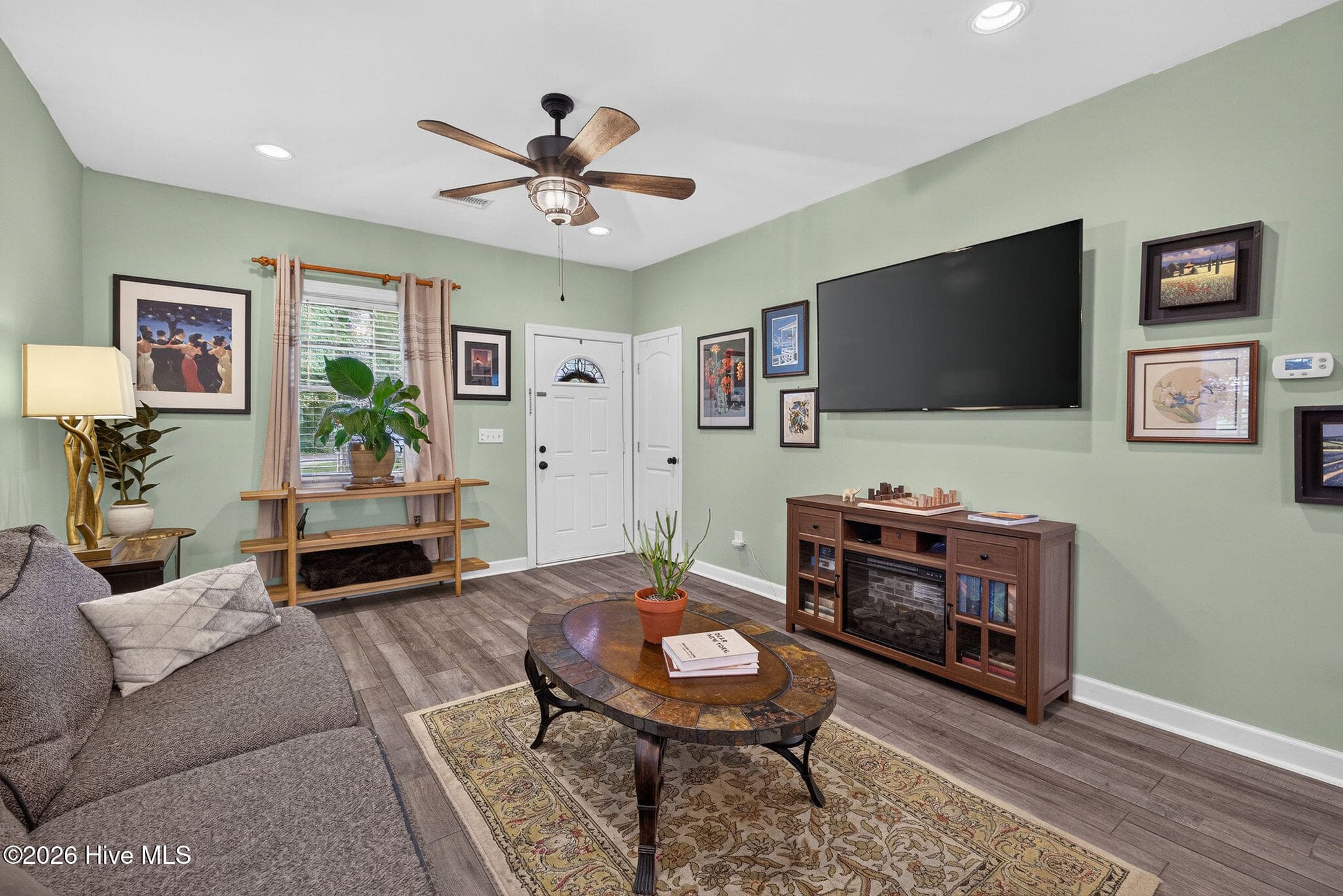 Single Family Residence at 104 Gilbert Curry Drive, Castle Hayne, NC 28429, photo 11 of 28