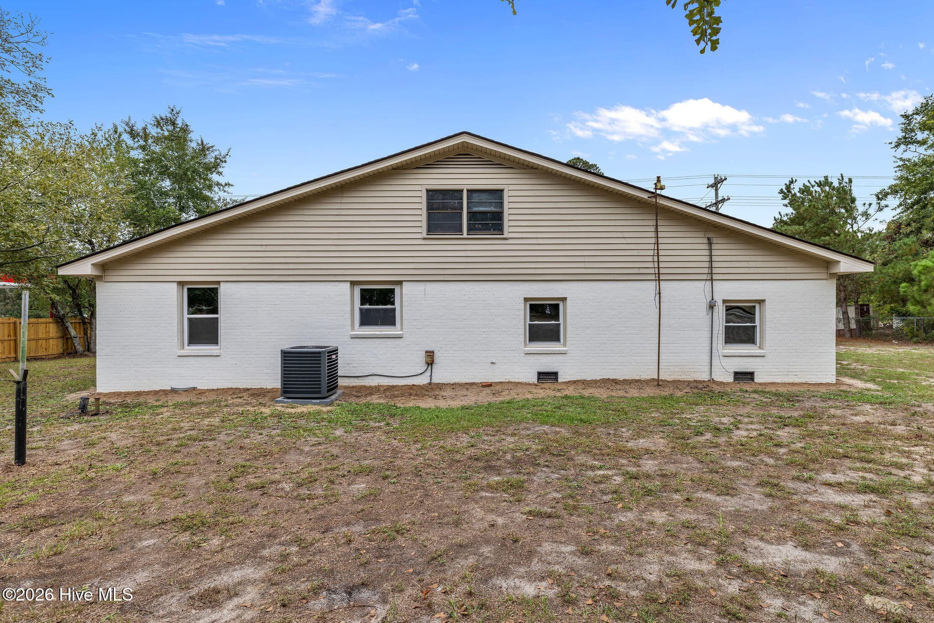 Single Family Residence at 938 Old Grantham Road, Goldsboro, NC 27530, photo 6 of 43