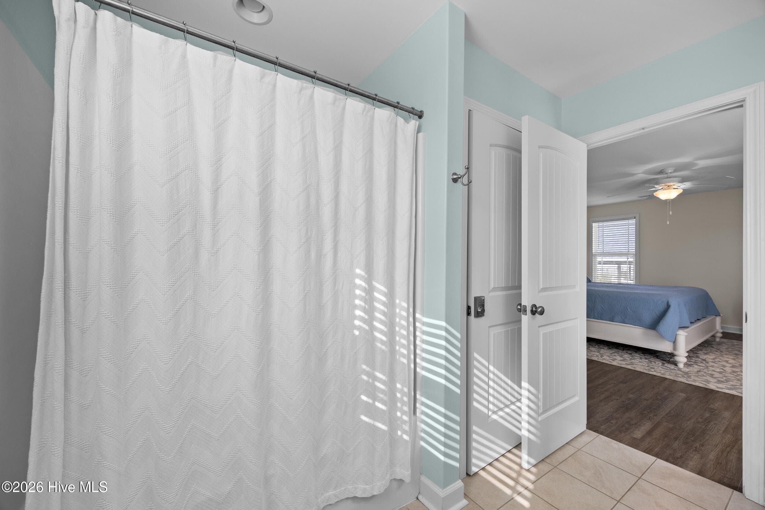 Single Family Residence at 122 Atkinson Road, Surf City, NC 28445, photo 45 of 90