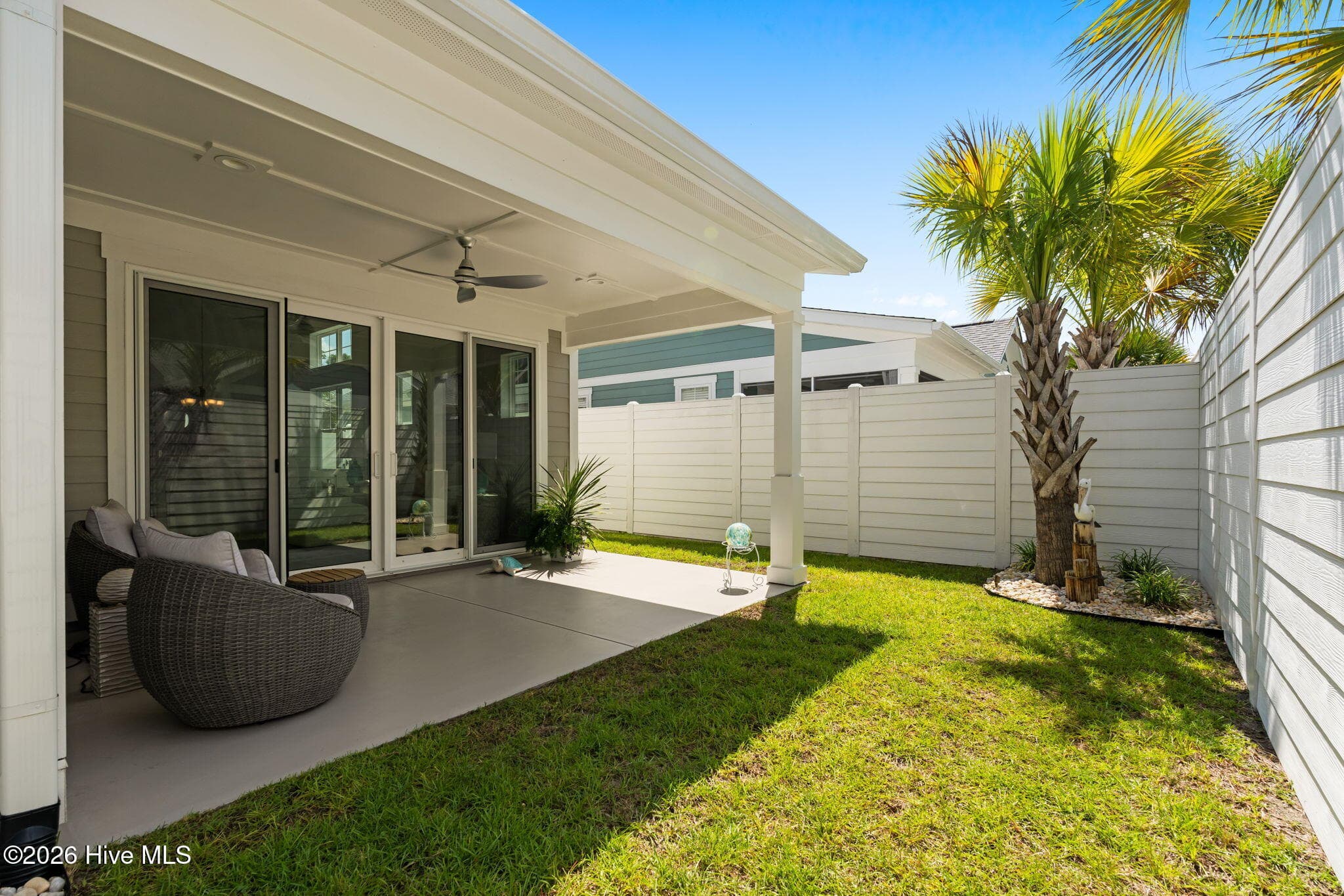 Single Family Residence at 2113 Manor Parc Drive, Calabash, NC 28467, photo 5 of 79